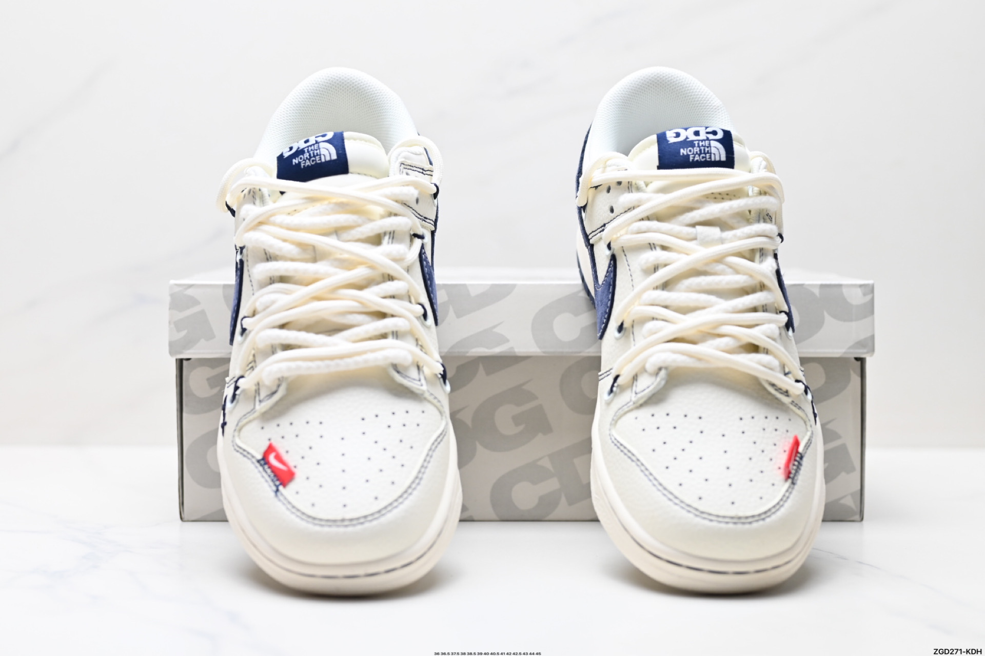300 NK Dunk Low Retro “DIY高端定制” 低帮休闲运动板鞋  YX5066-283