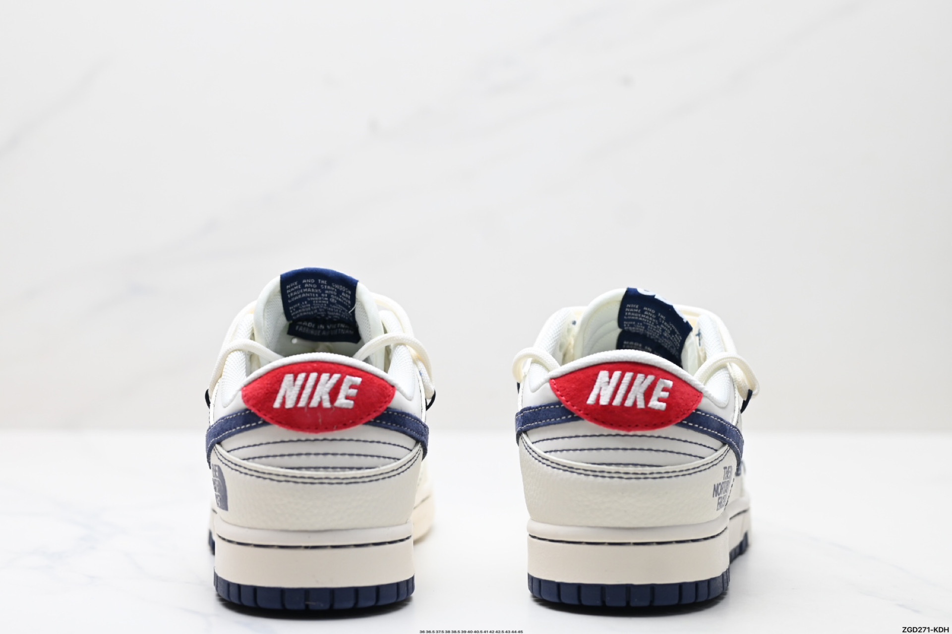 300 NK Dunk Low Retro “DIY高端定制” 低帮休闲运动板鞋  YX5066-283