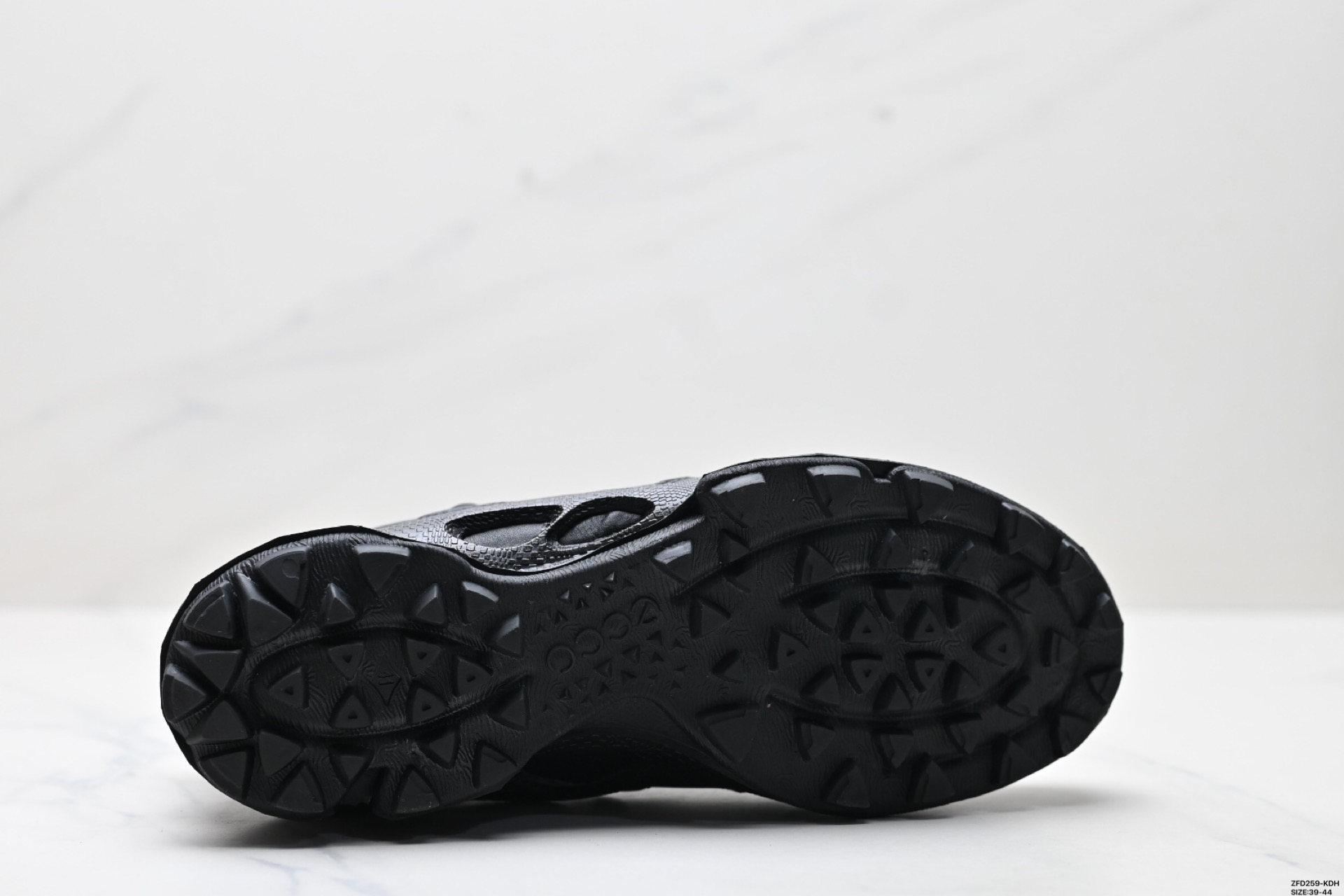 290 ecco爱步 Biom C Trail 牛皮 户外百搭舒适 低帮 登山鞋