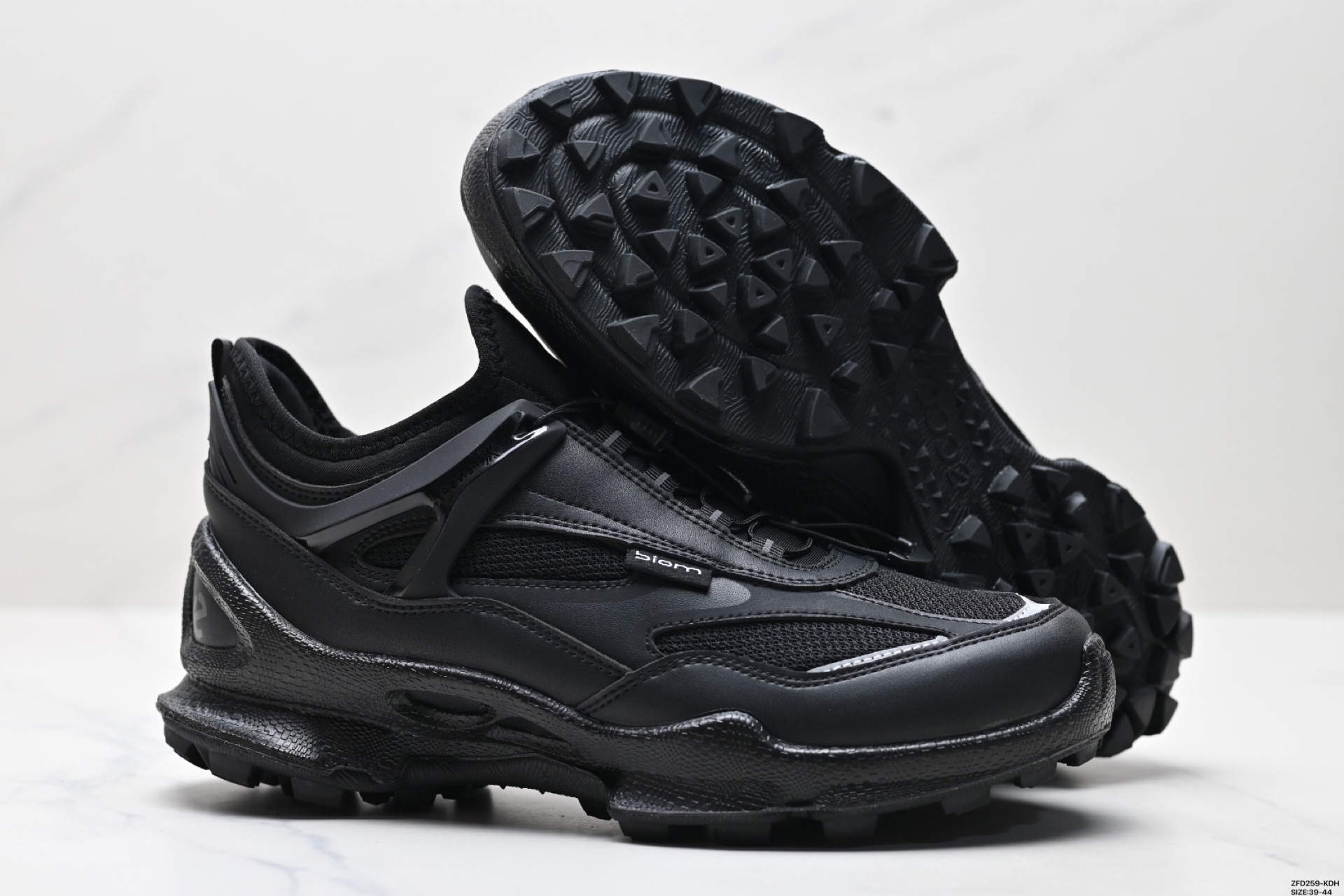 290 ecco爱步 Biom C Trail 牛皮 户外百搭舒适 低帮 登山鞋