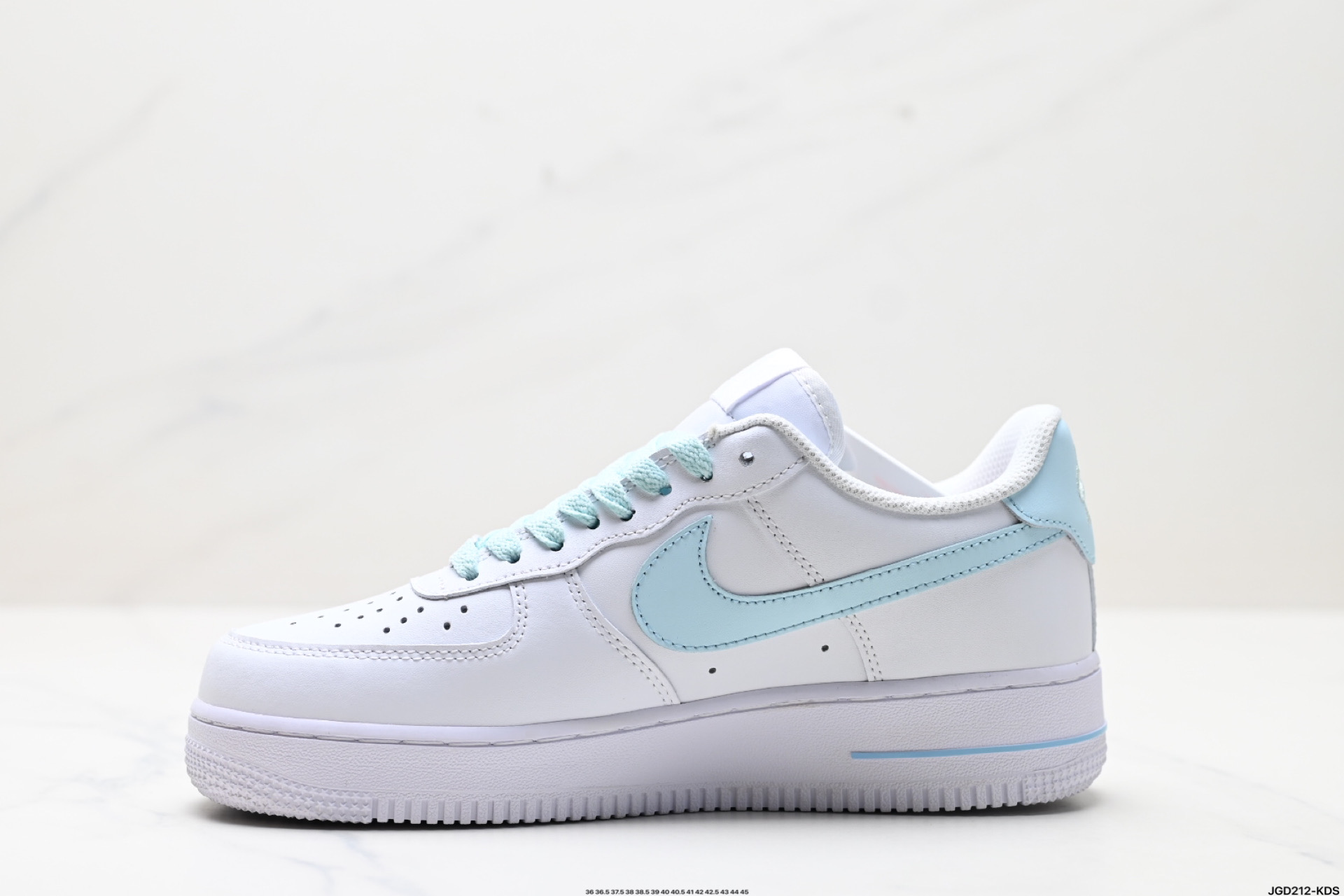 耐克Nike Air Force 1’07空军一号低帮百搭休闲运动板鞋 CW2288-111