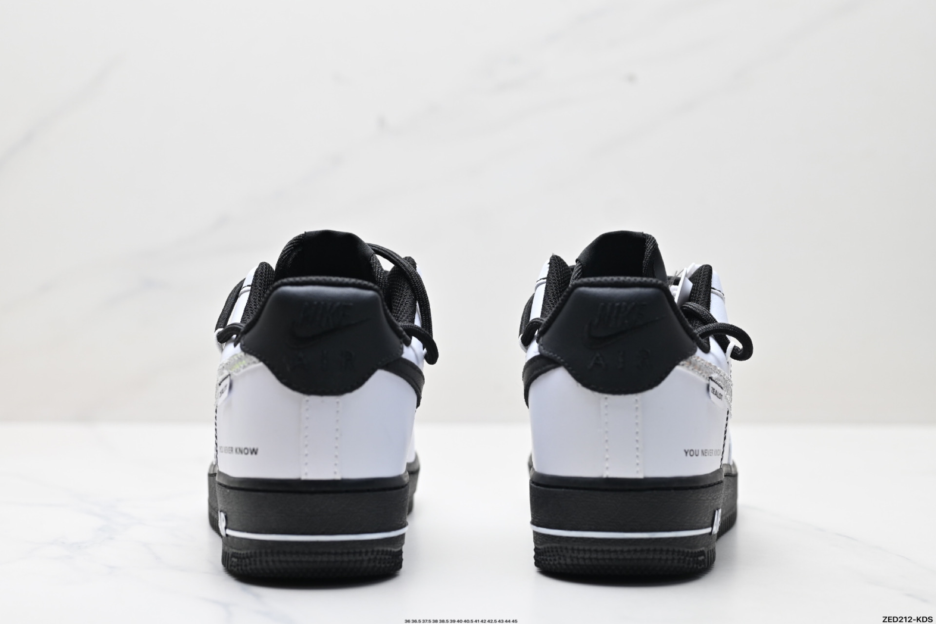 270 NIKE AIR FORCE 1‘07 LV8   ZH0316-066