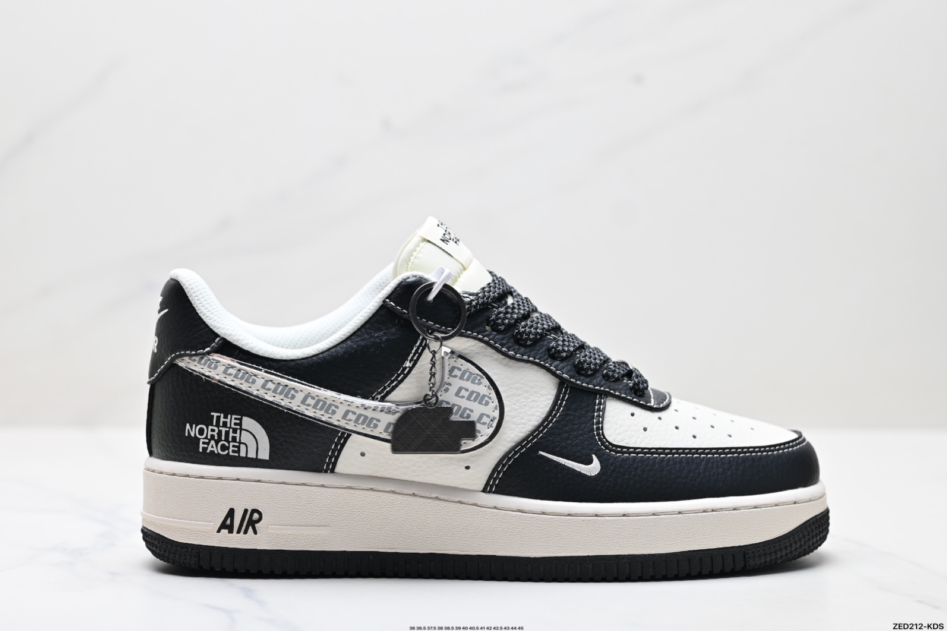 270 NIKE AIR FORCE 1‘07 LV8  HH7518-049