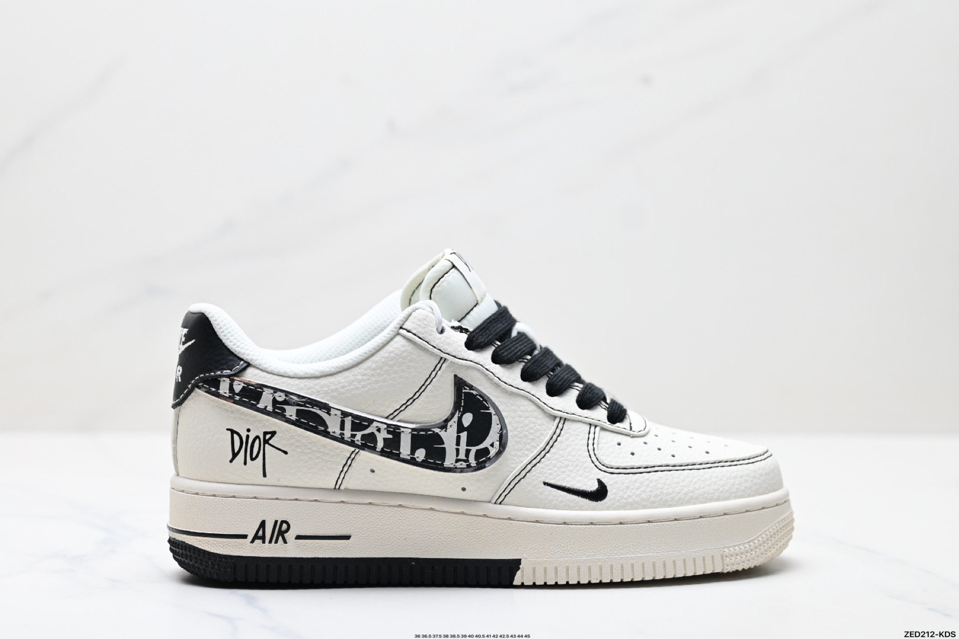 270 NIKE AIR FORCE 1‘07 LV8  XS1958-544