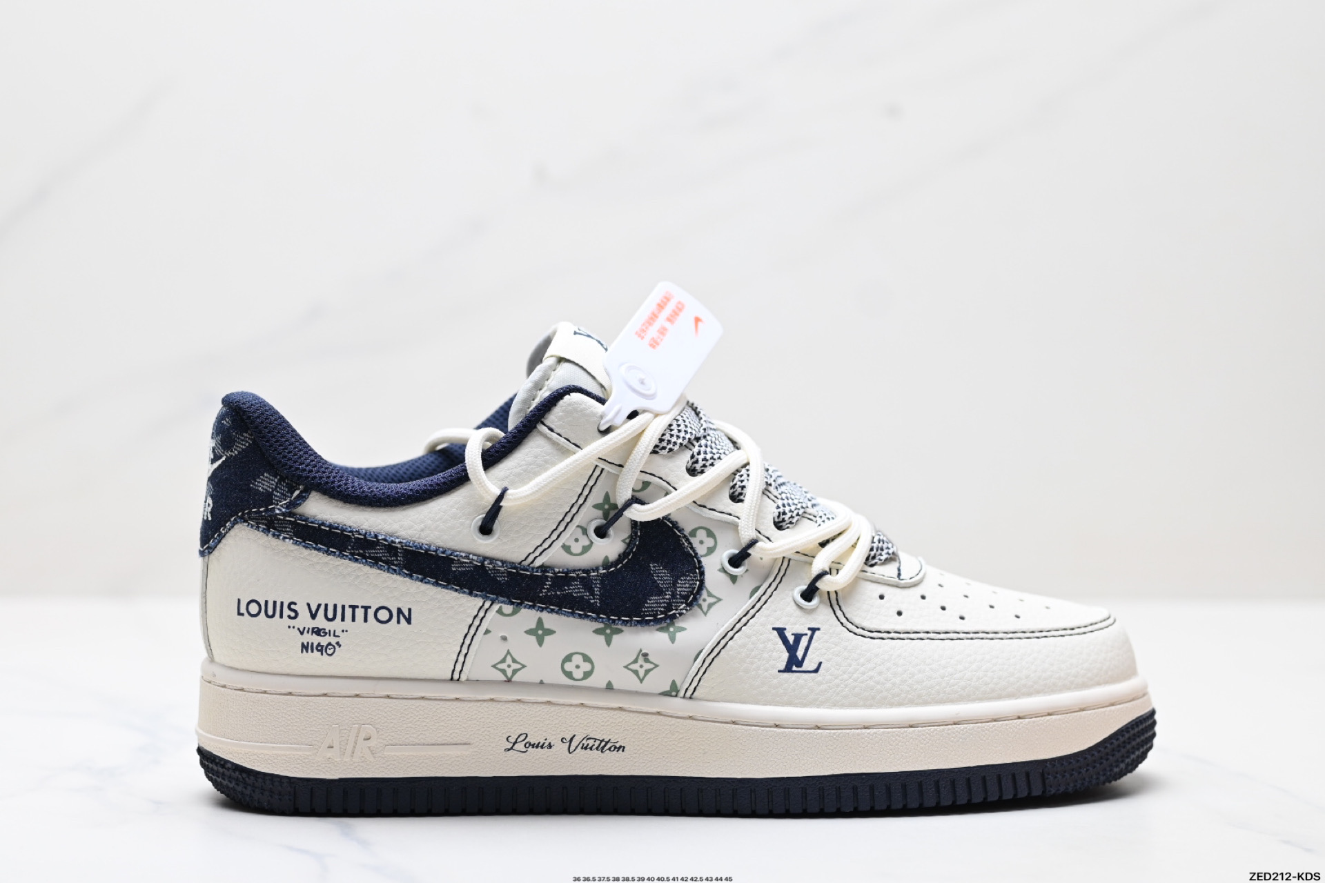 270 NIKE AIR FORCE 1‘07 LV8    DM6868-060