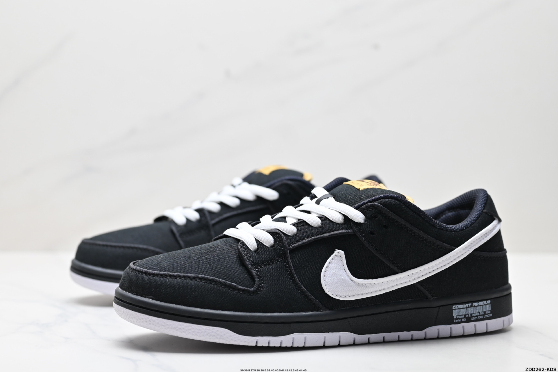 240 耐克Nike SB Dunk Low扣篮系列低帮休闲运动滑板板鞋  FN5880-001