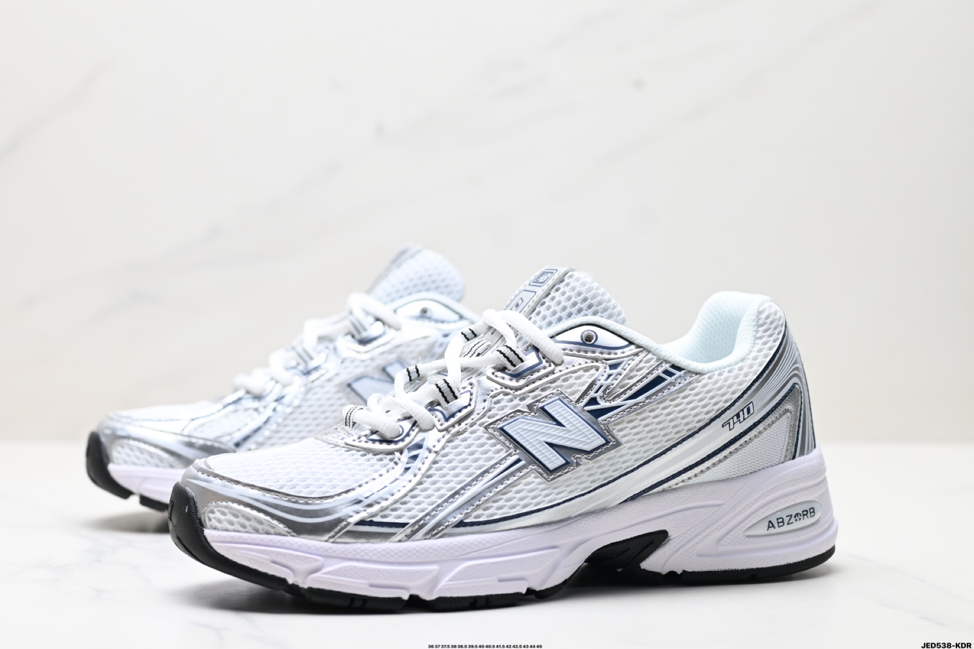 💰120 新百伦中古跑鞋 New Balance 740系列新百伦 潮流男女运动鞋 NB740跑步鞋透气鞋复古潮鞋 货号:U740WM2 尺码:36 37 37.5 38 38.5 39.5 40 40.5 41.5 42 42.5 43 44 45