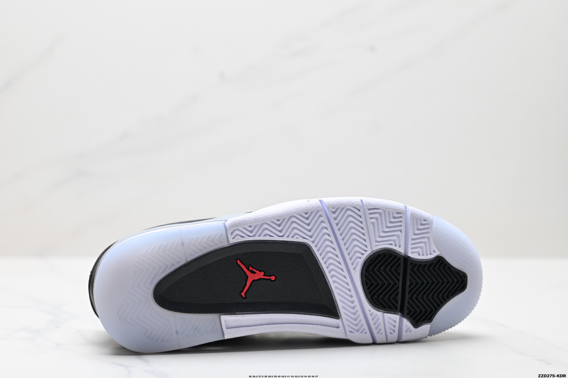 260 Nike Air Jordan 4 RM 防滑 低帮 复古篮球鞋   HV5184-010
