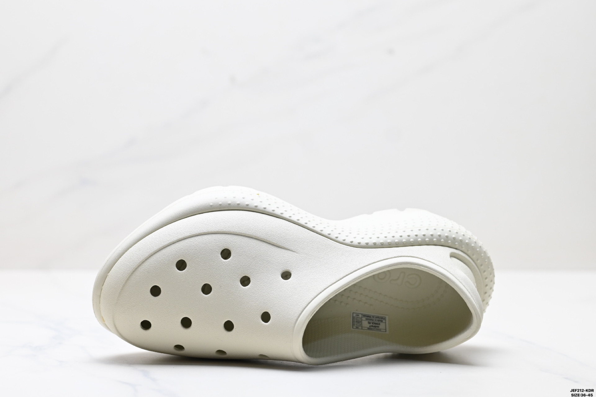 165 Crocs卡骆驰 Classic Sneakers 舒适百搭 防滑 低帮 生活休闲鞋