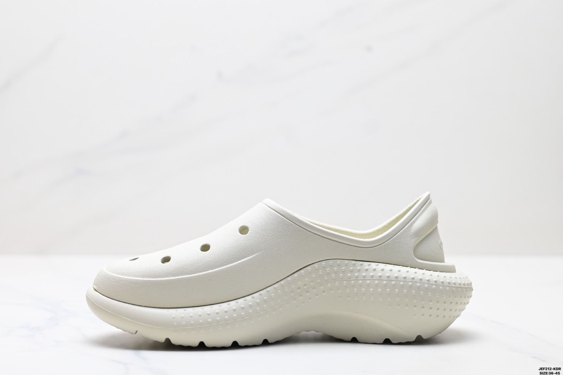 165 Crocs卡骆驰 Classic Sneakers 舒适百搭 防滑 低帮 生活休闲鞋