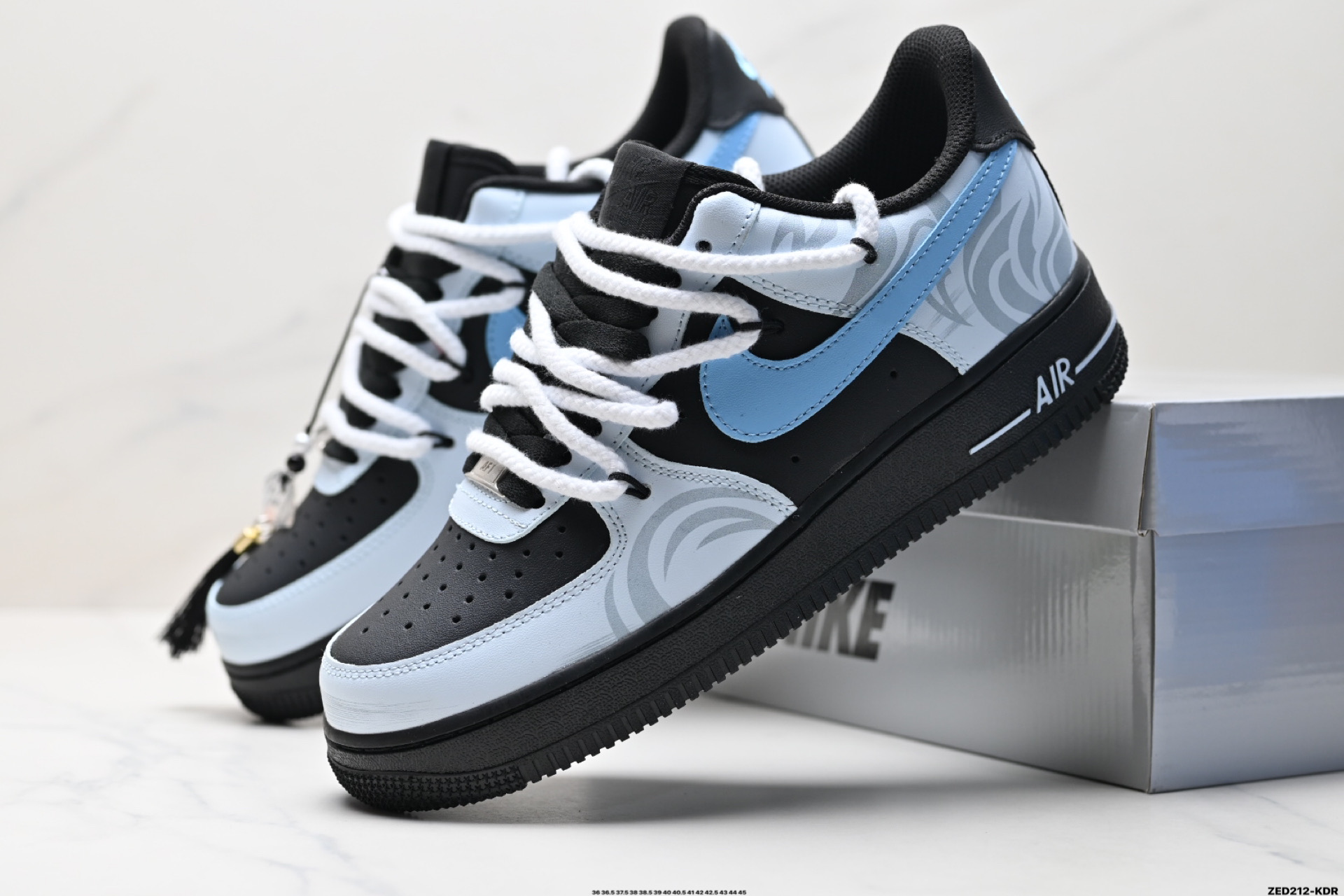 270 NIKE AIR FORCE 1‘07 LV8  ZH0316-065