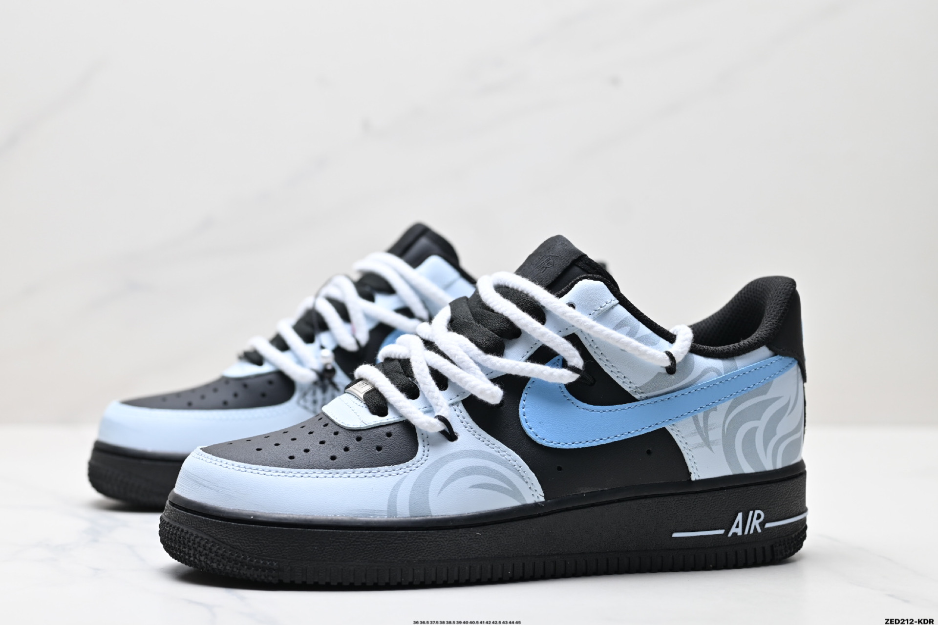 270 NIKE AIR FORCE 1‘07 LV8  ZH0316-065