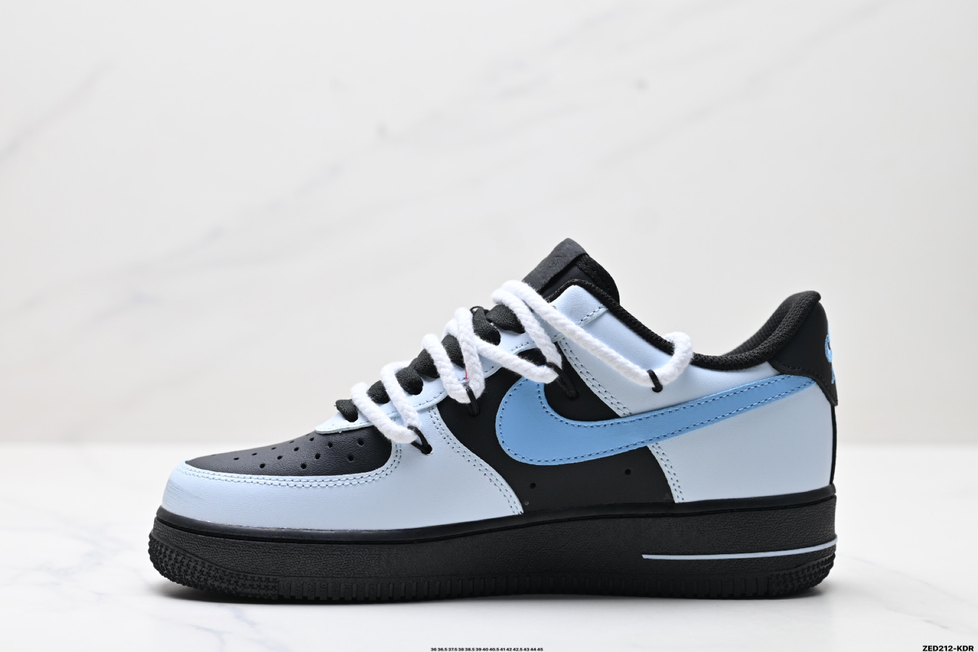 270 NIKE AIR FORCE 1‘07 LV8  ZH0316-065
