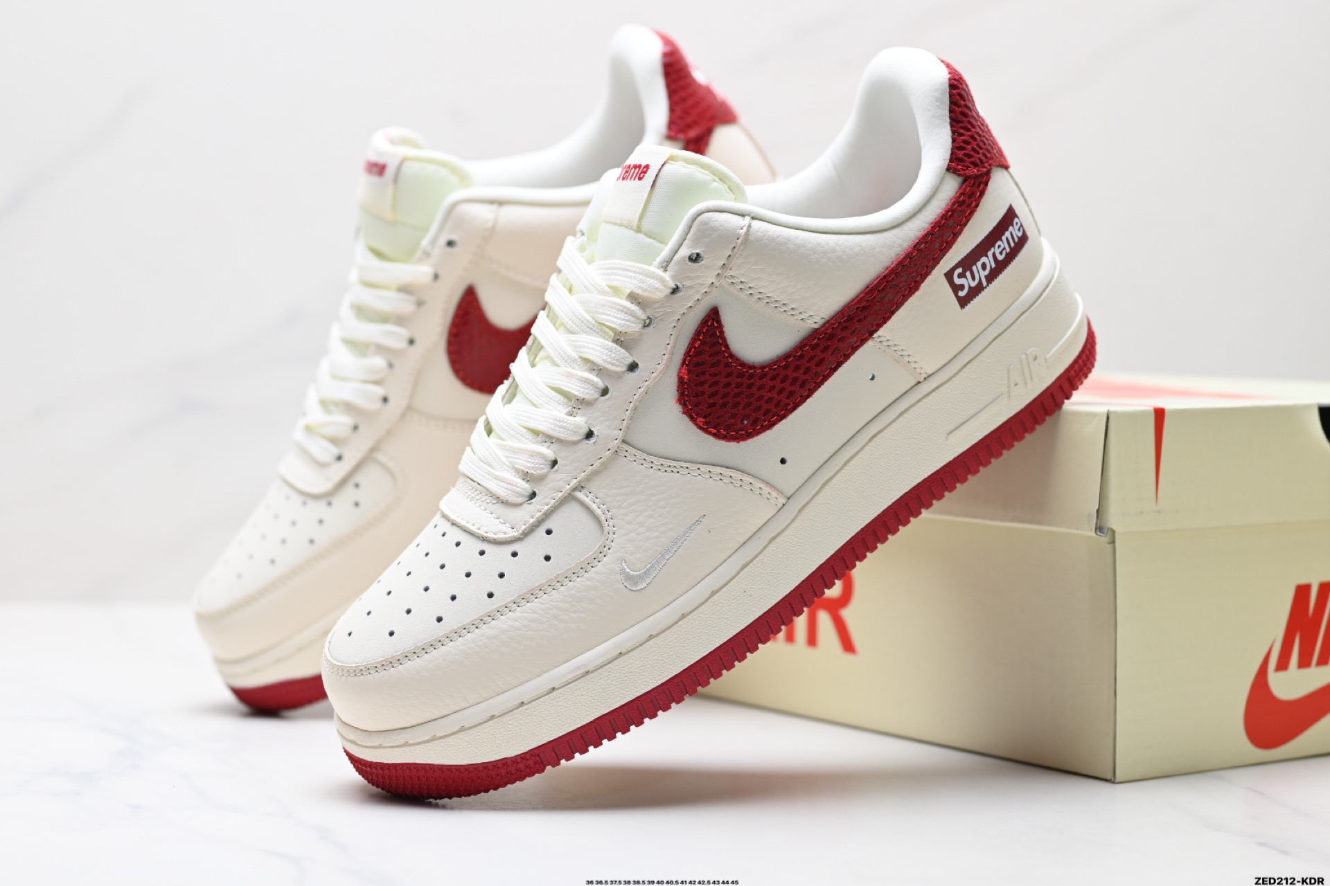 270 NIKE AIR FORCE 1‘07 LV8   DF0188-040
