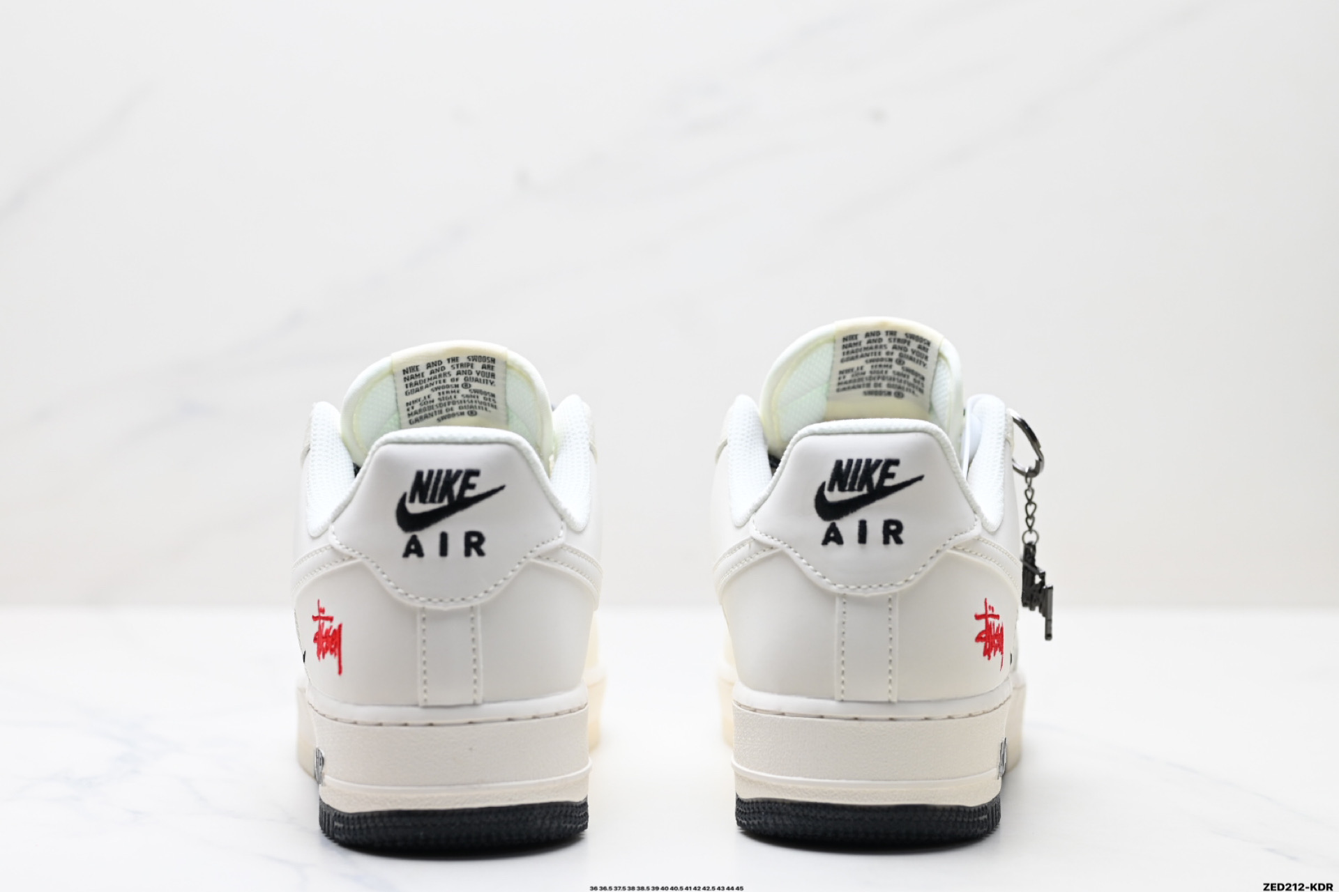 270 NIKE AIR FORCE 1‘07 LV8   HH7518-076