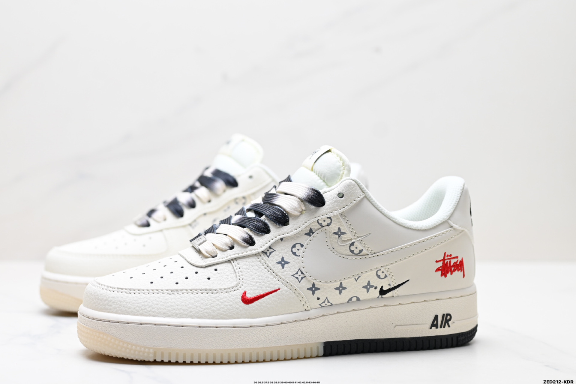 270 NIKE AIR FORCE 1‘07 LV8   HH7518-076
