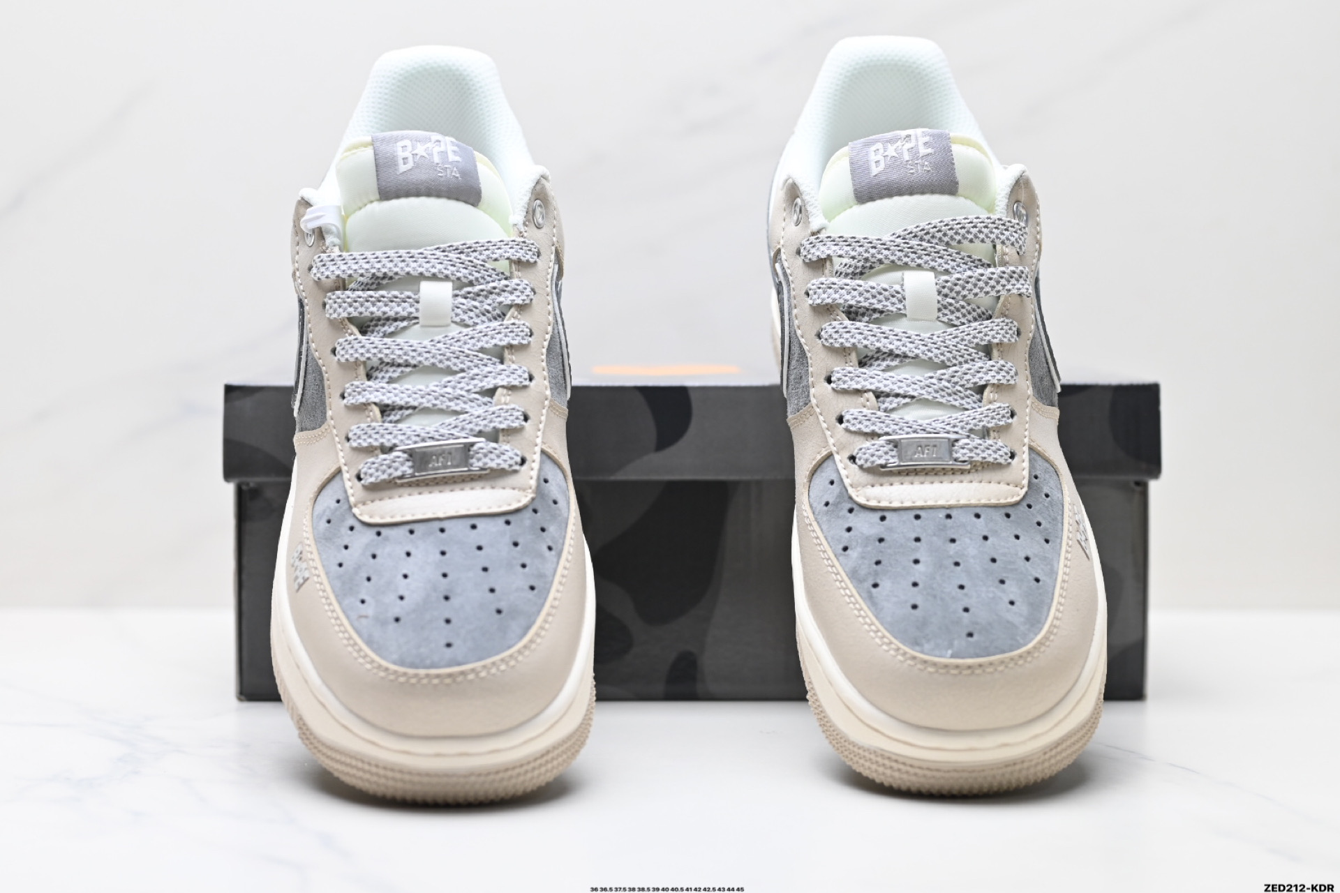 270 NIKE AIR FORCE 1‘07 LV8   SJ6698-023