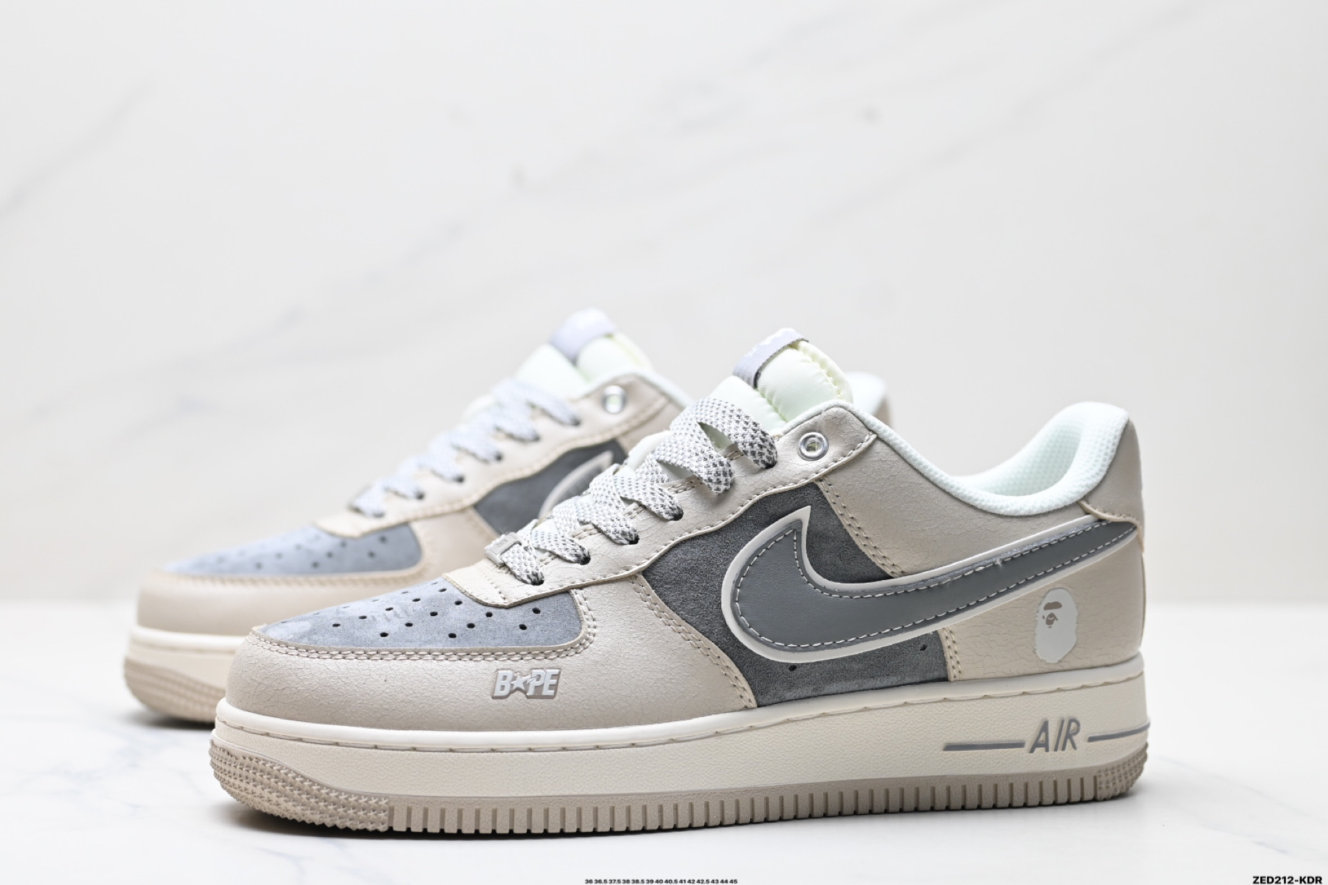 270 NIKE AIR FORCE 1‘07 LV8   SJ6698-023