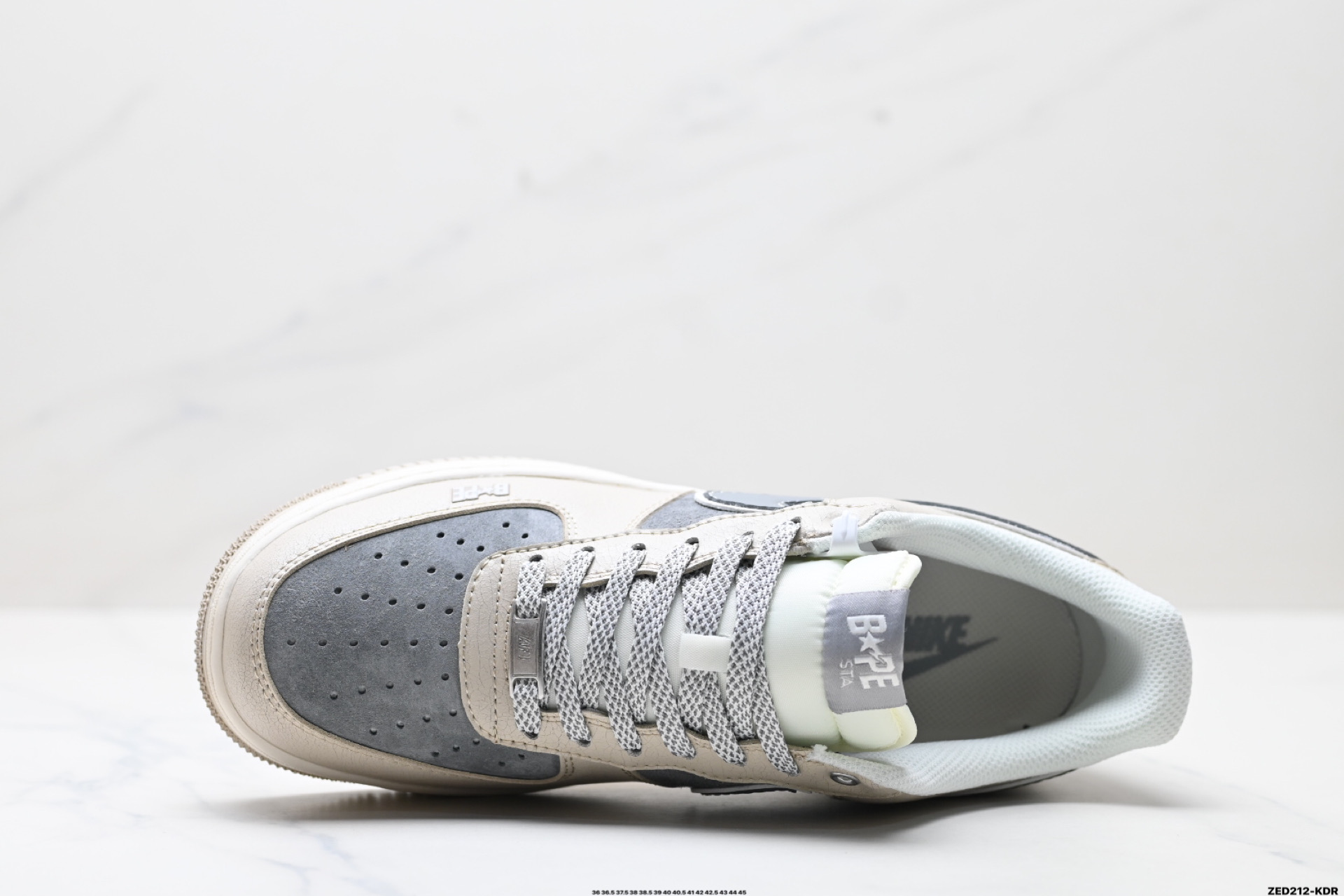 270 NIKE AIR FORCE 1‘07 LV8   SJ6698-023