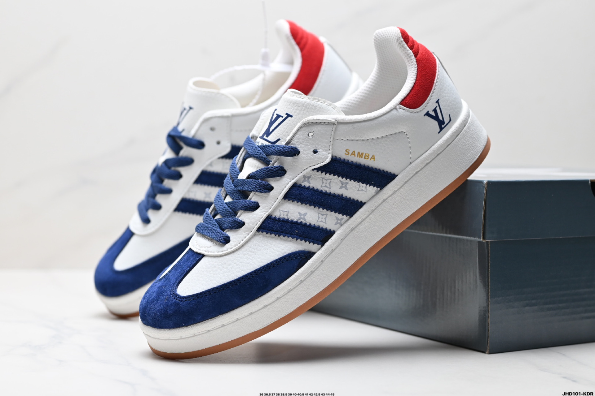200 Adidas Originals Samba OG ‘DIY’桑巴舞系列 低帮休闲运动板鞋  LJ9905