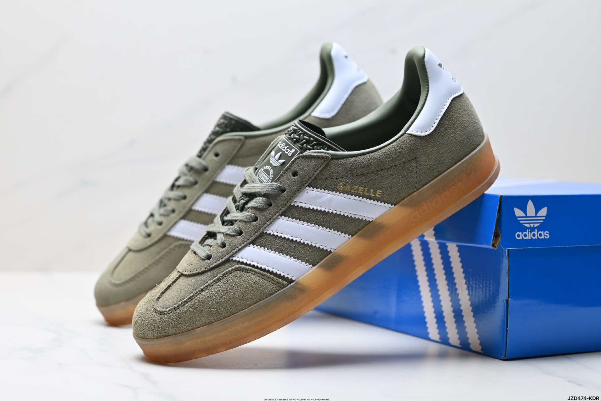 150 adidas Originals Gazelle Indoor 三叶草休闲防滑耐磨低帮板鞋  JQ0174