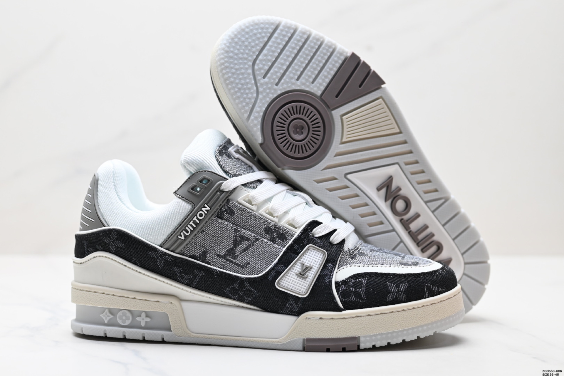 300 Louis vuitton Trainer Sneaker Low 休闲运动文化百搭板鞋