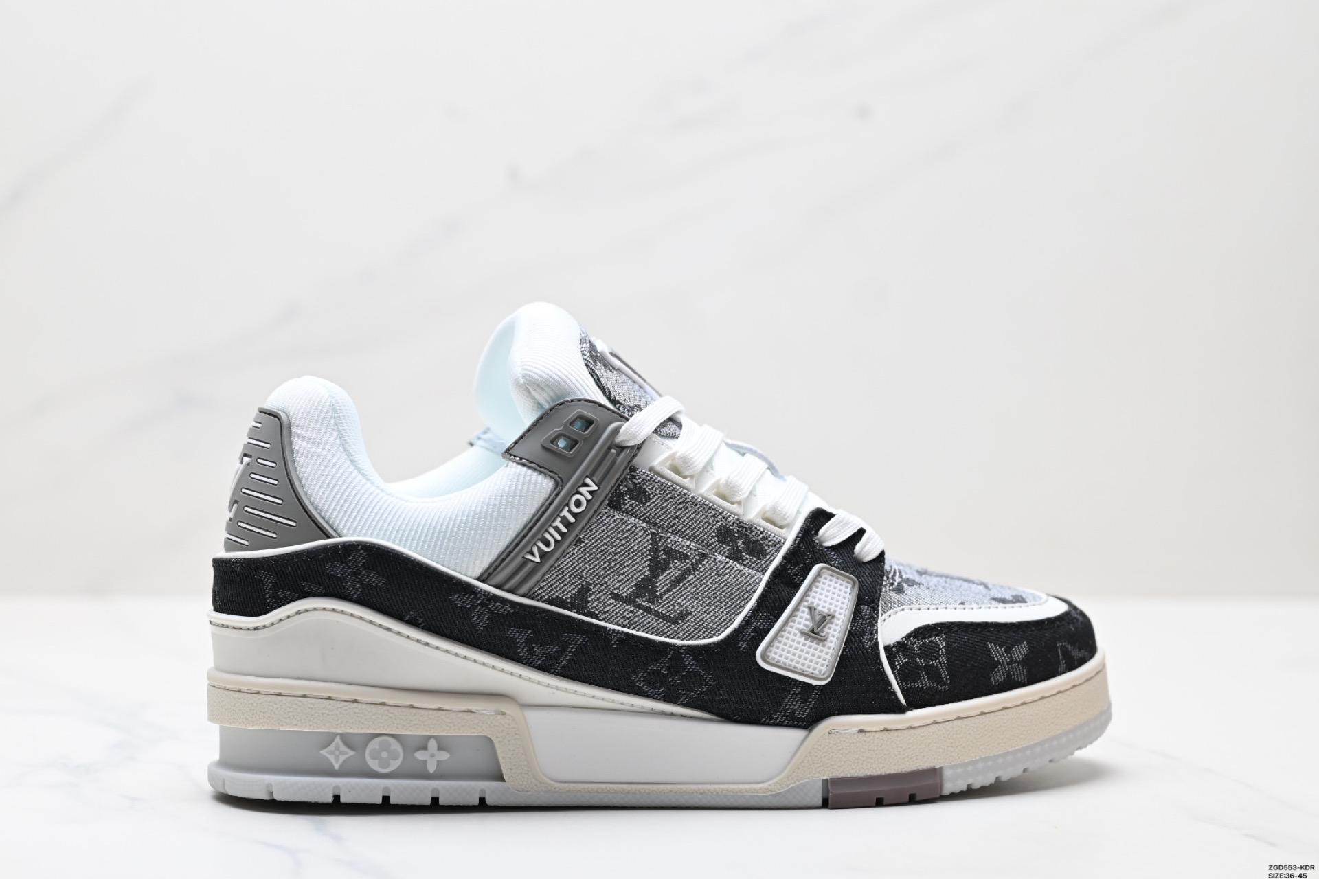 300 Louis vuitton Trainer Sneaker Low 休闲运动文化百搭板鞋