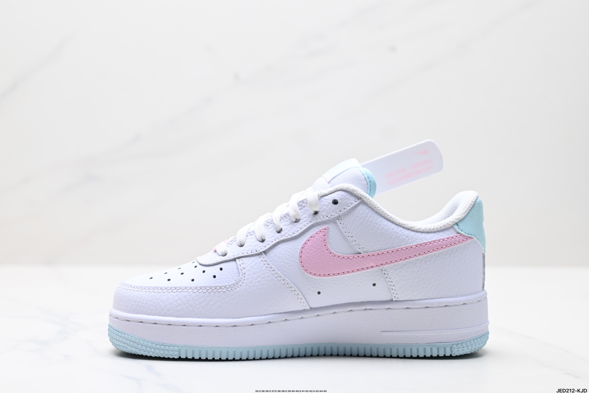 160 耐克Nike Air Force 1“07空军一号低帮百搭休闲运动板鞋  lH0640-161
