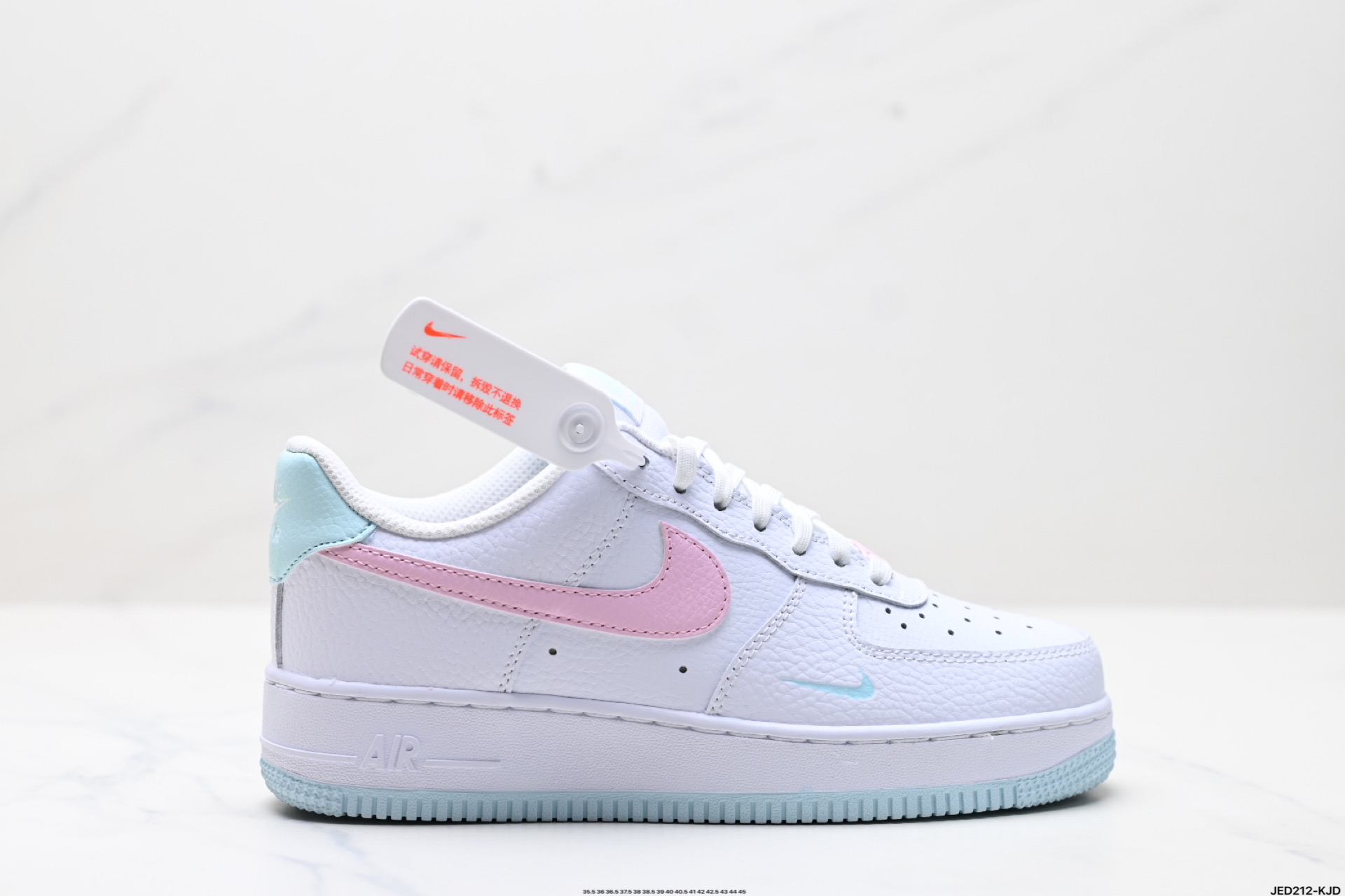 160 耐克Nike Air Force 1“07空军一号低帮百搭休闲运动板鞋  lH0640-161