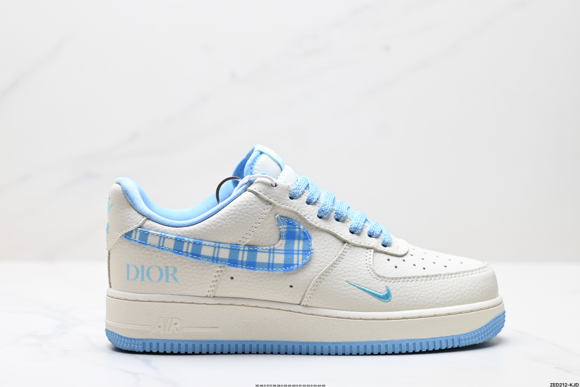 270 NIKE AIR FORCE 1‘07  KK1988-072