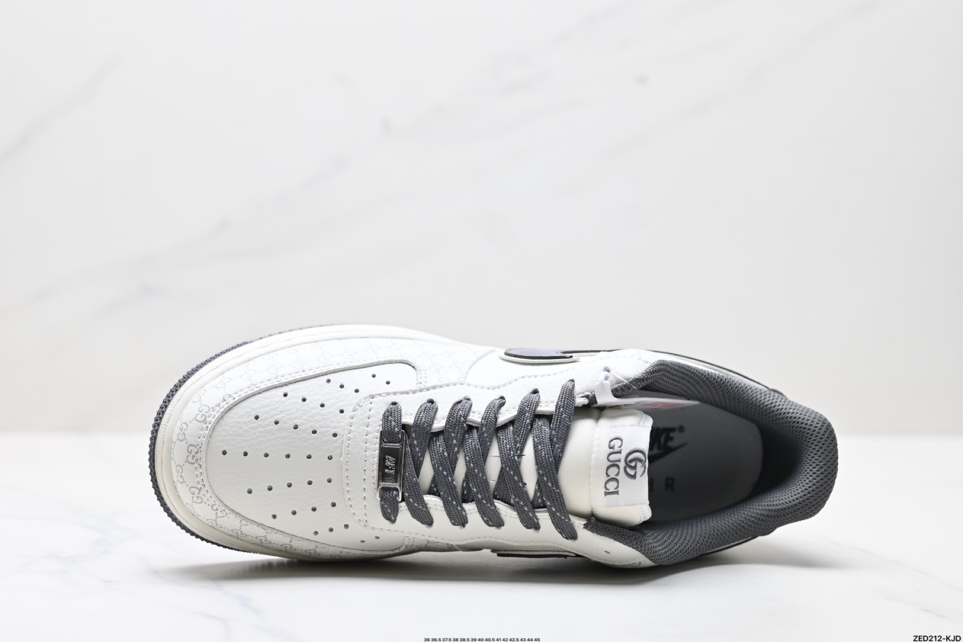270 NIKE AIR FORCE 1‘07   CS5288-003