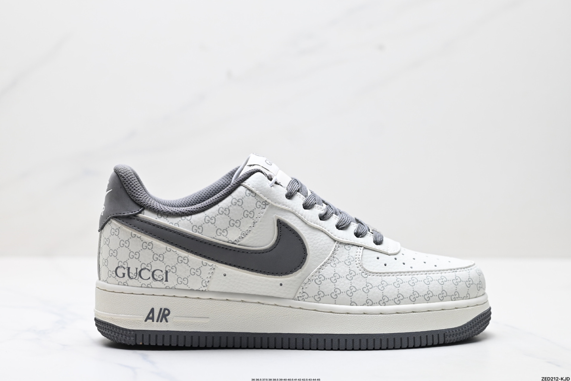 270 NIKE AIR FORCE 1‘07   CS5288-003