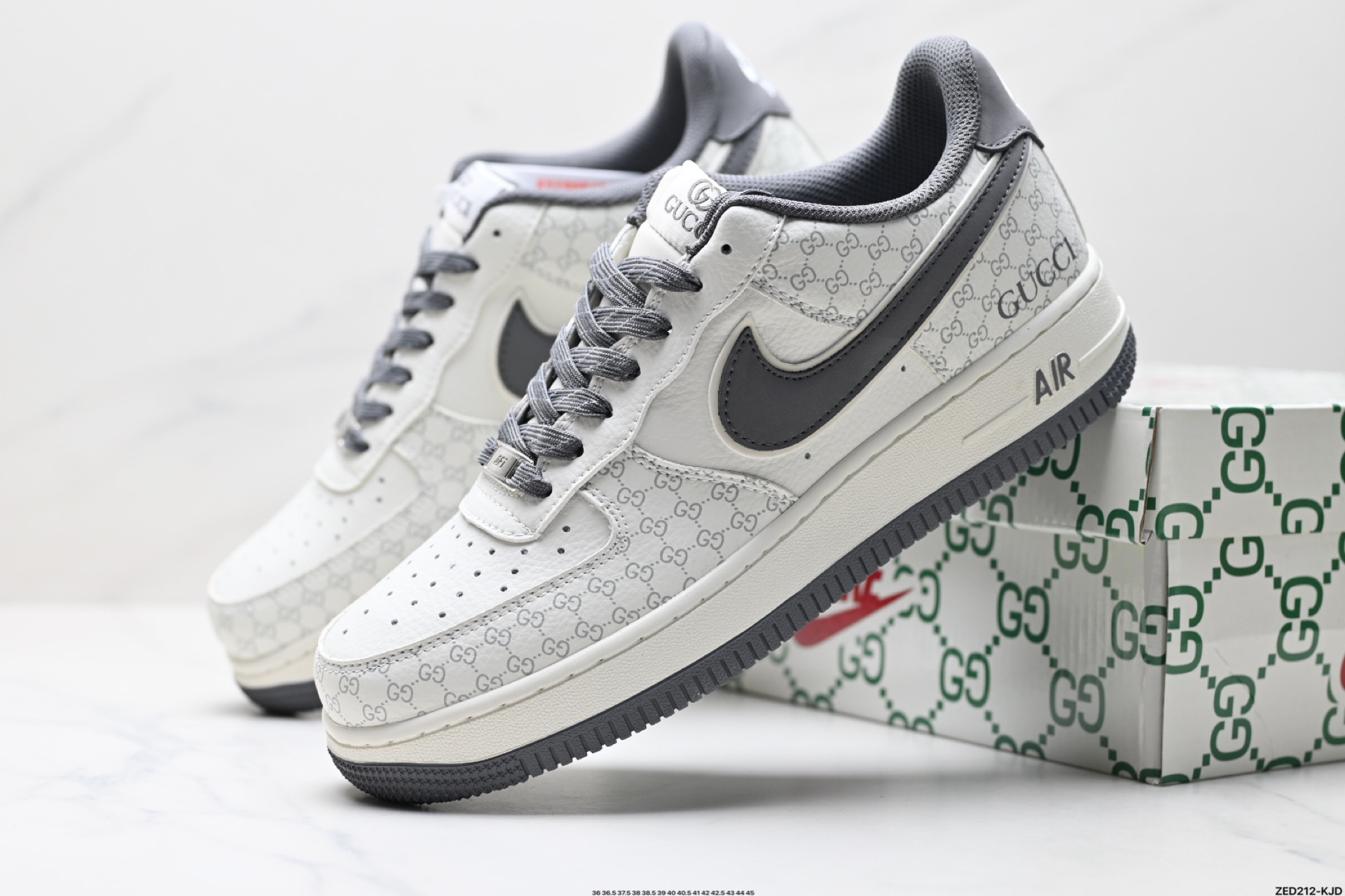 270 NIKE AIR FORCE 1‘07   CS5288-003
