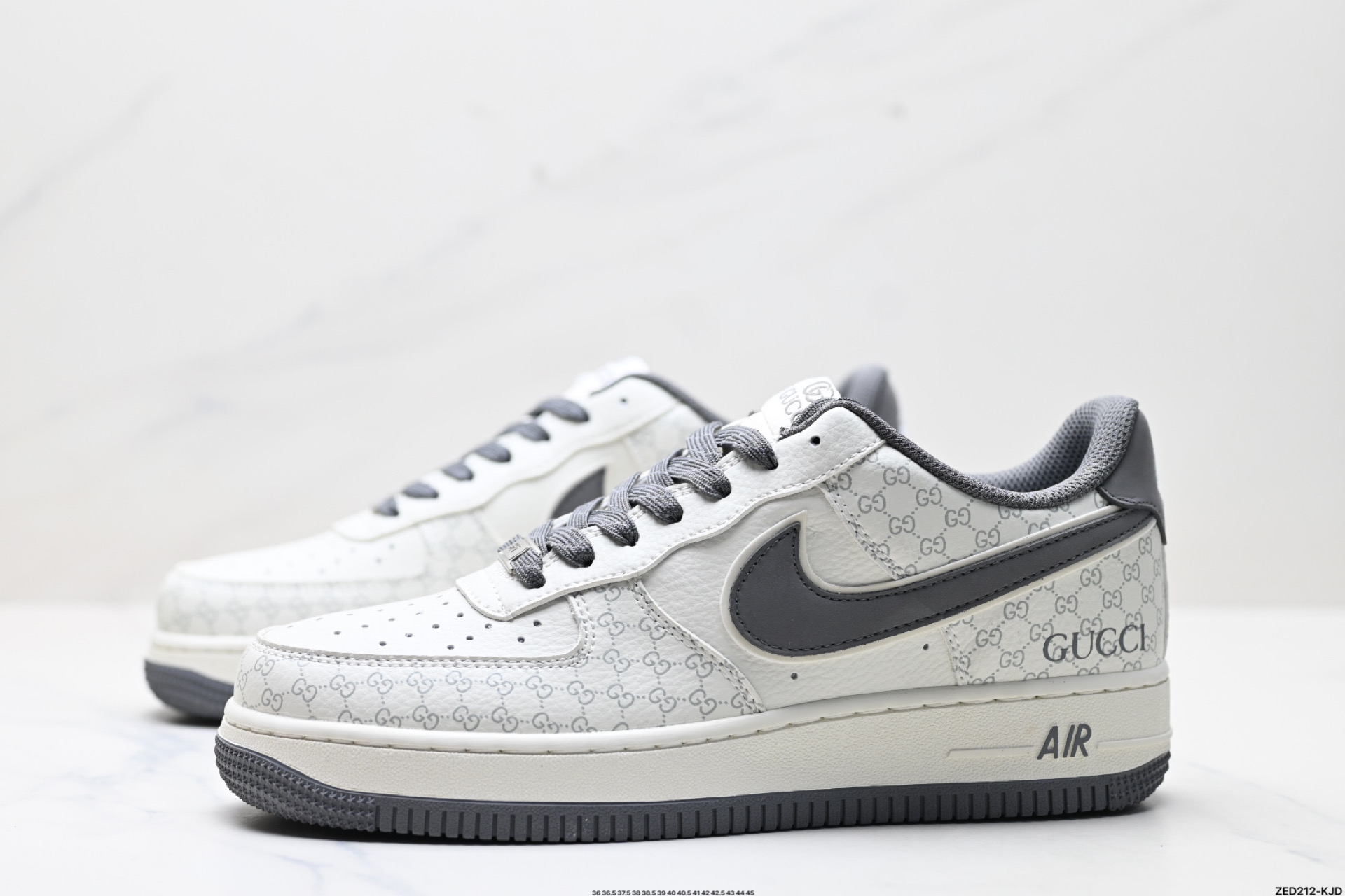 270 NIKE AIR FORCE 1‘07   CS5288-003