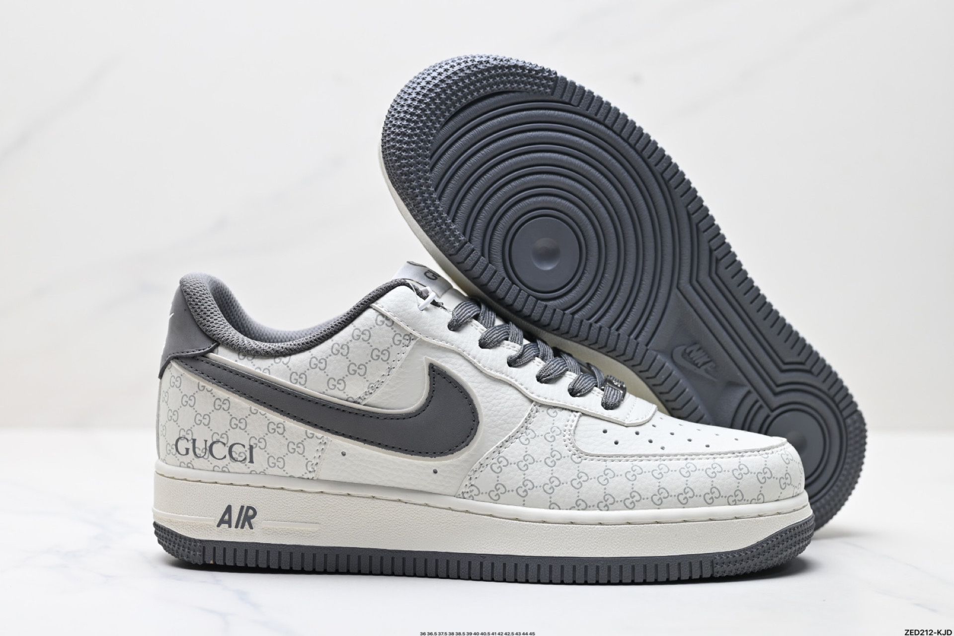 270 NIKE AIR FORCE 1‘07   CS5288-003