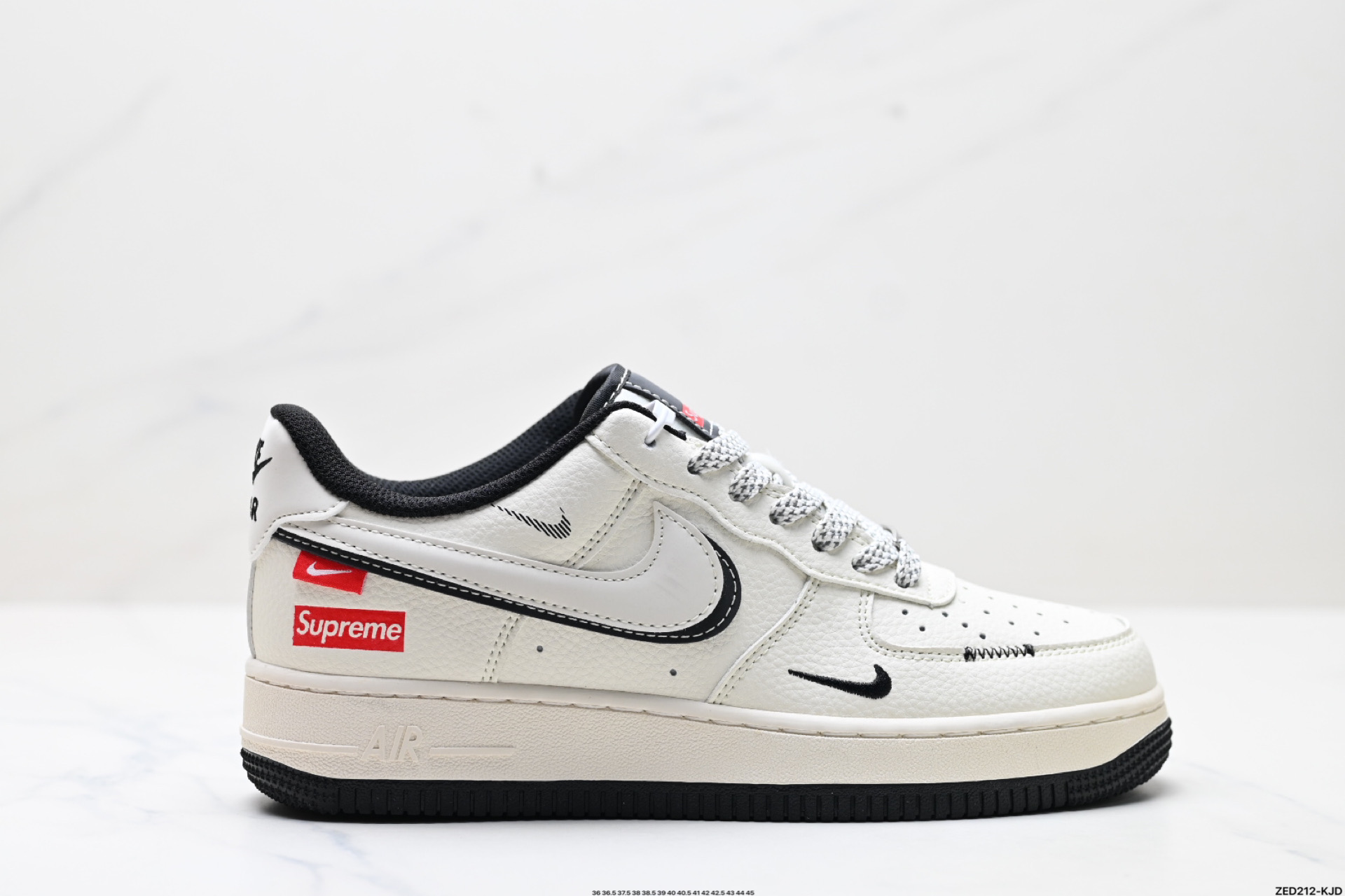 270 NIKE AIR FORCE 1‘07 LV8   XS1958-545
