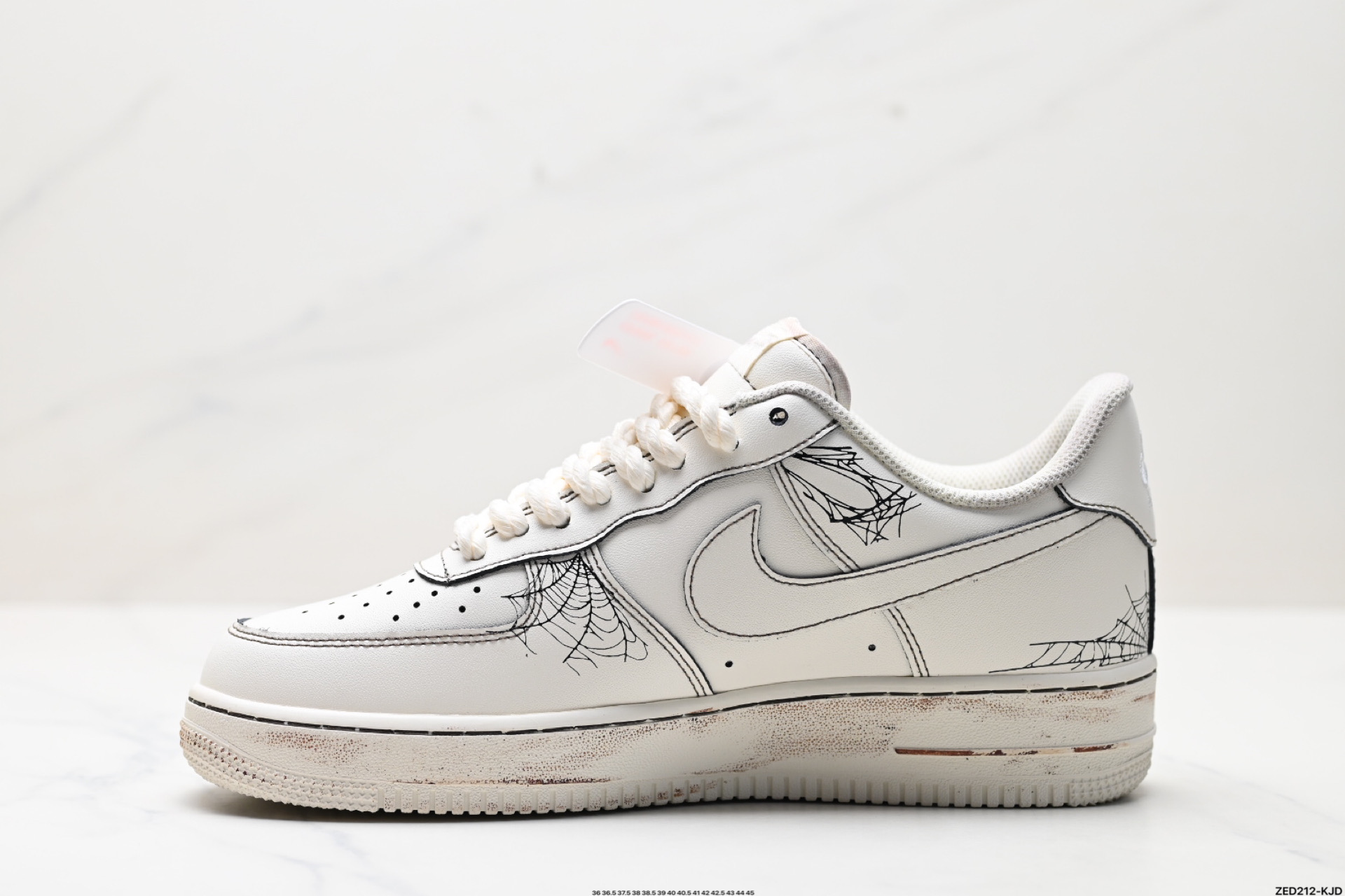 270 NIKE AIR FORCE 1‘07 LX   315221-333