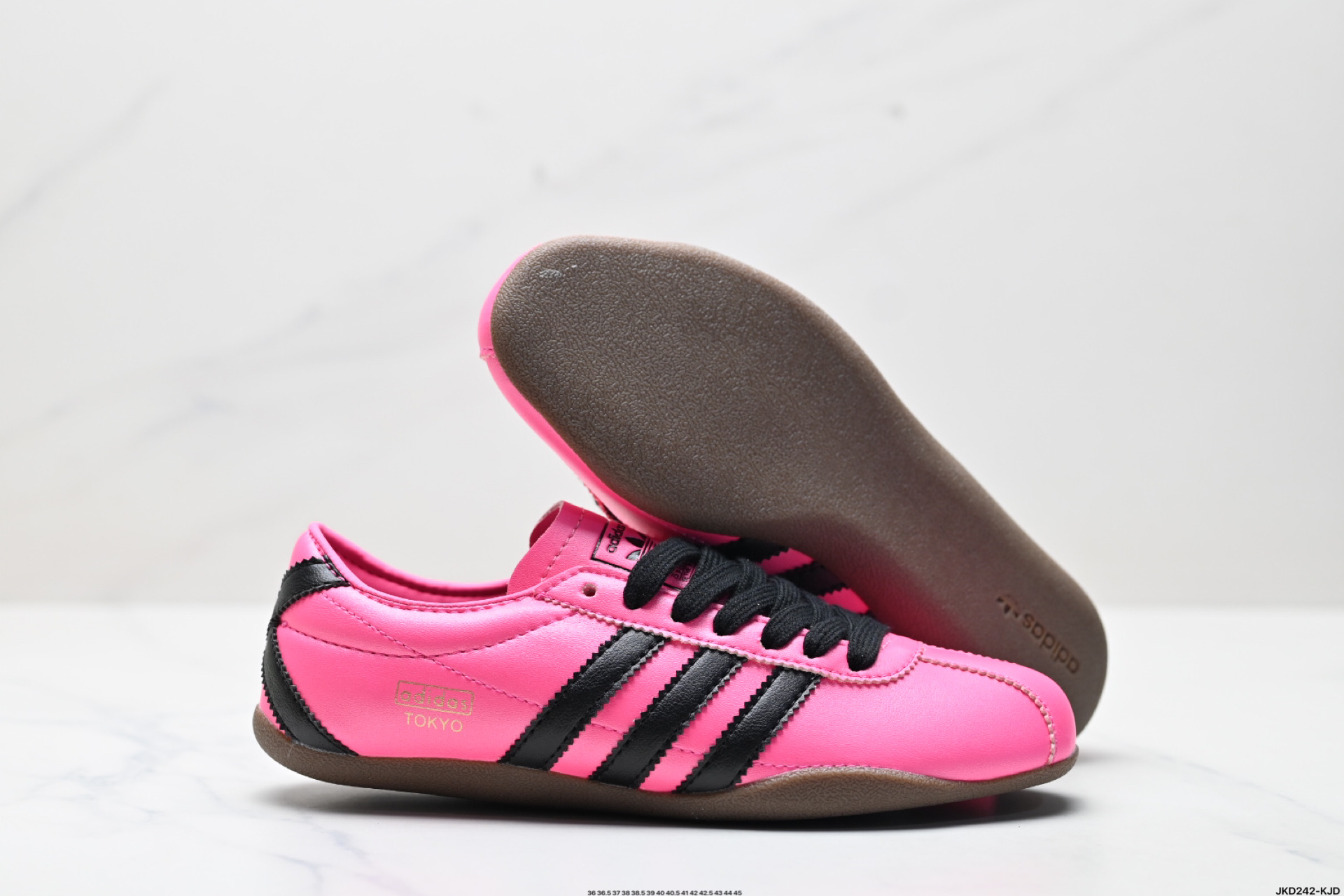 170 adida阿迪达斯TOKYO PACK舒适百搭经典休闲运动鞋   JQ2156