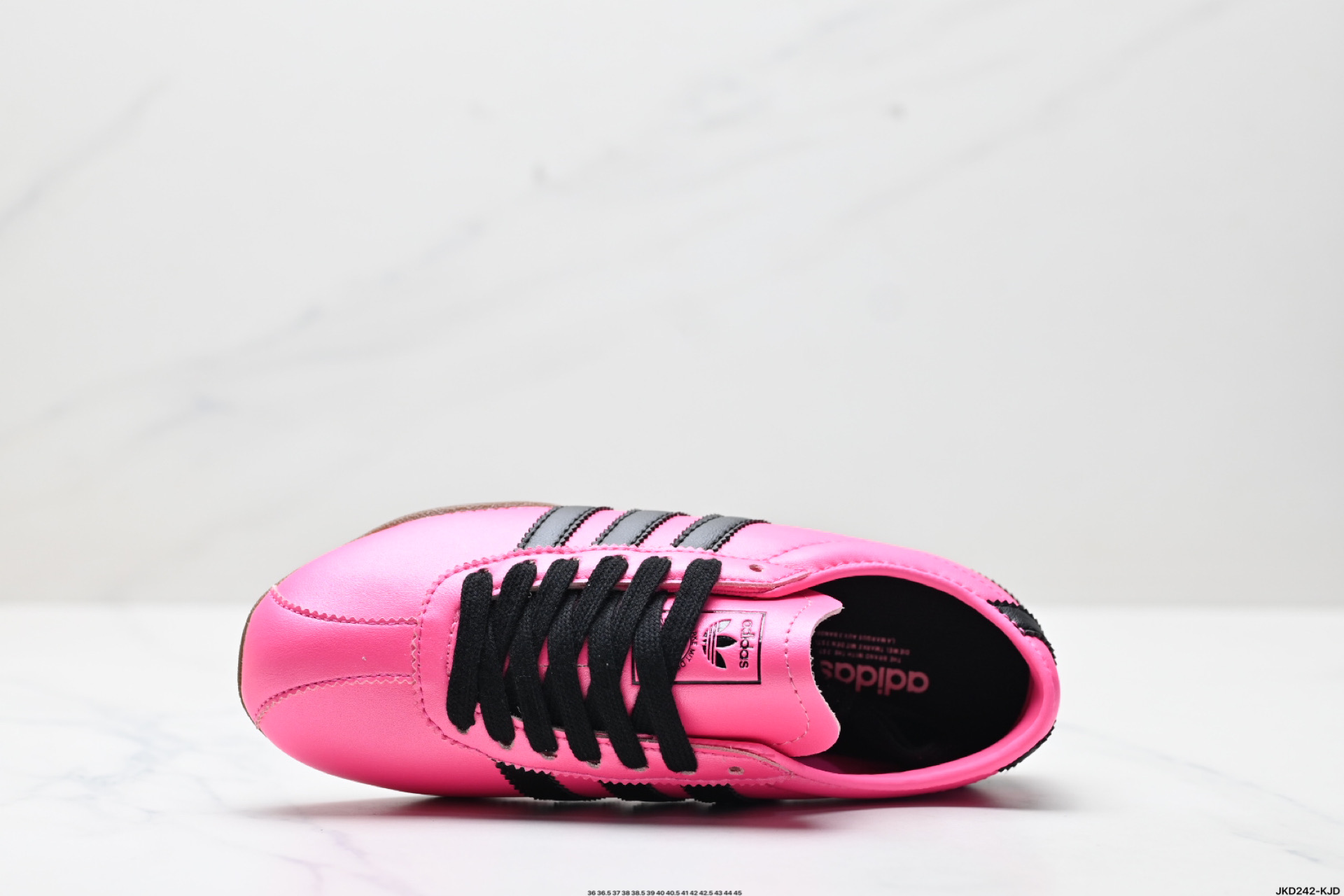 170 adida阿迪达斯TOKYO PACK舒适百搭经典休闲运动鞋   JQ3025