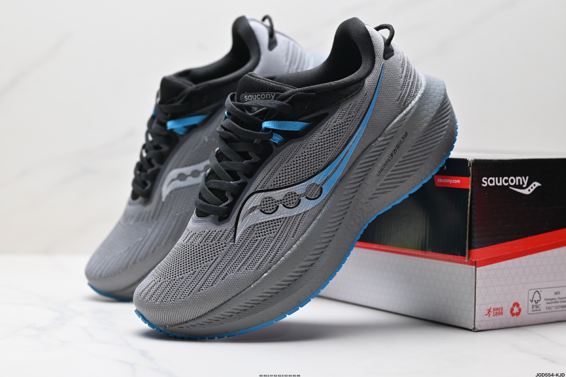 190 Saucony TRIUMPH 21 索康尼胜利 旗舰级缓震 慢跑减震透气 低帮训练跑步鞋  S20881-136