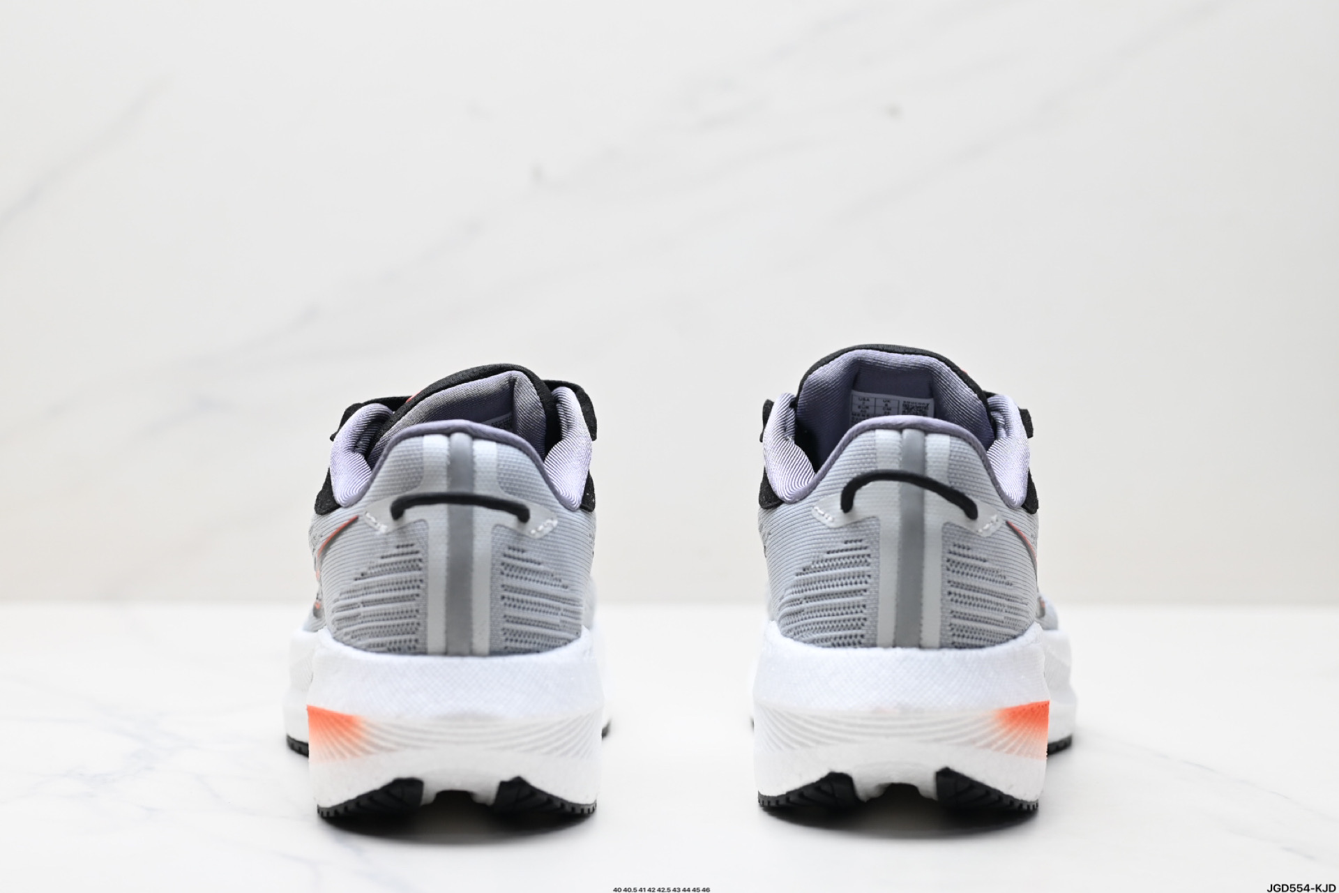 190 Saucony TRIUMPH 21 索康尼胜利 旗舰级缓震 慢跑减震透气 低帮训练跑步鞋  S20881-20