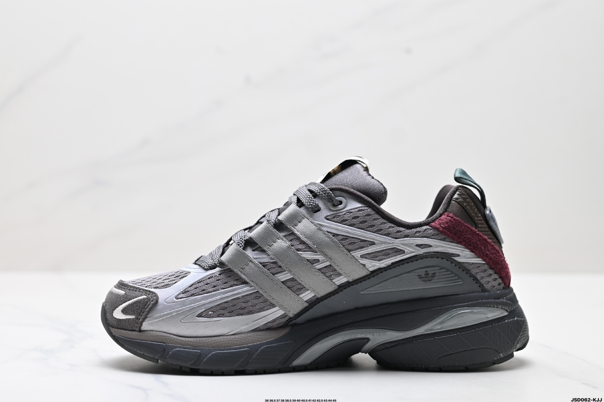210 Adidas Adistar Cushion Sftm防滑耐磨 低帮 运动老爹鞋   JH9009