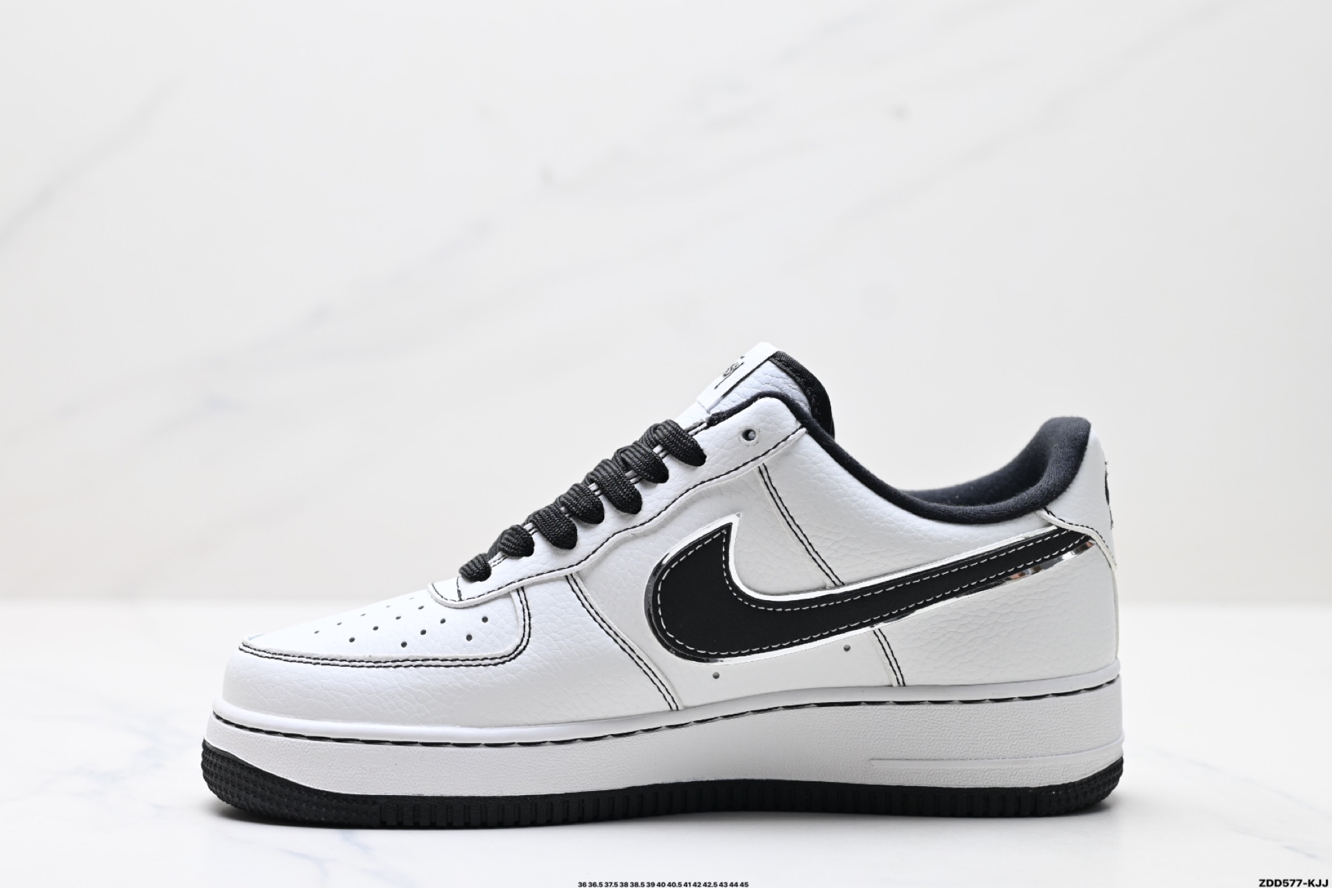 240 NIKE AIR FORCE 1‘07 LV8  DQ6628-154