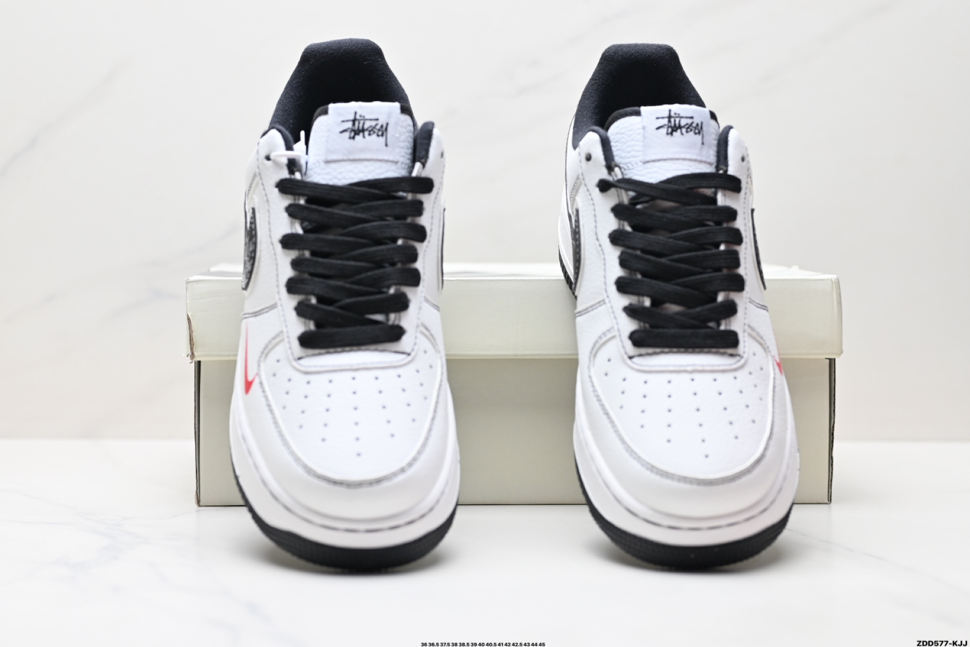 240 NIKE AIR FORCE 1‘07 LV8  DQ6628-154