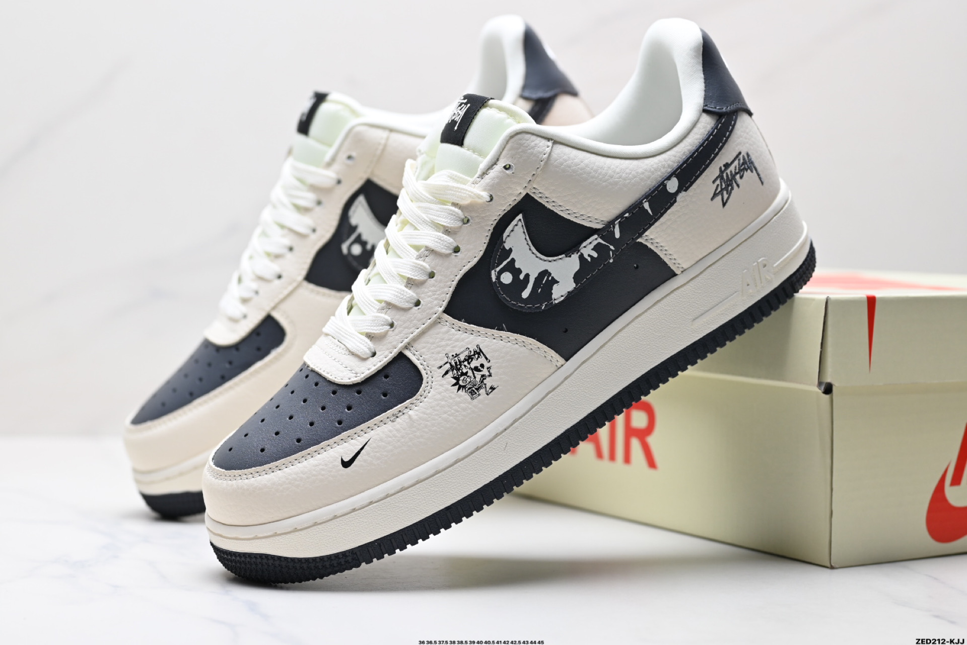 270 NIKE AIR FORCE 1‘07 LV8  DF0188-042
