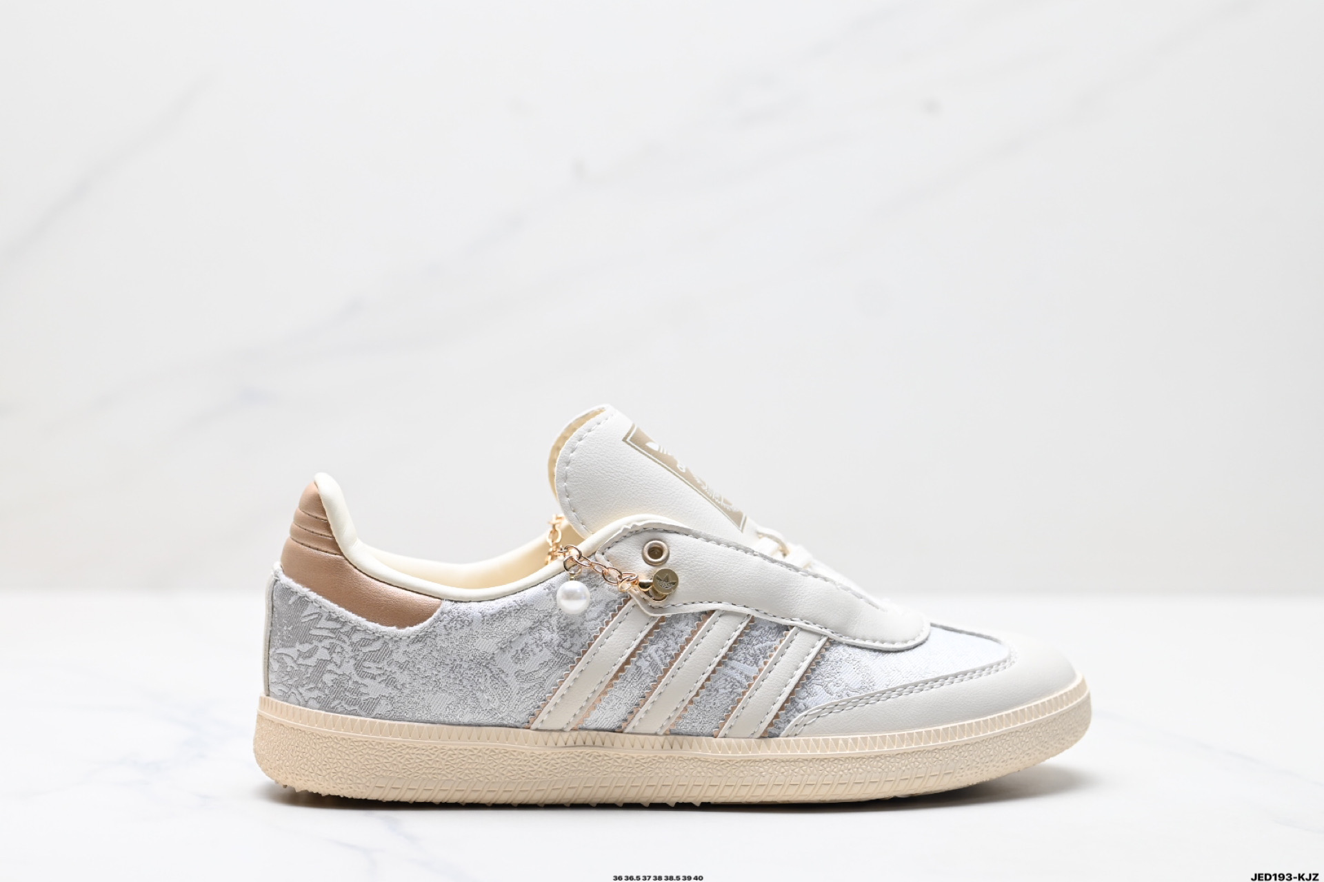 160 阿迪达斯三叶草Adidas Originals Samba OG 桑巴舞系列绅士德训足球风百搭低帮休闲运动板鞋  JQ2616