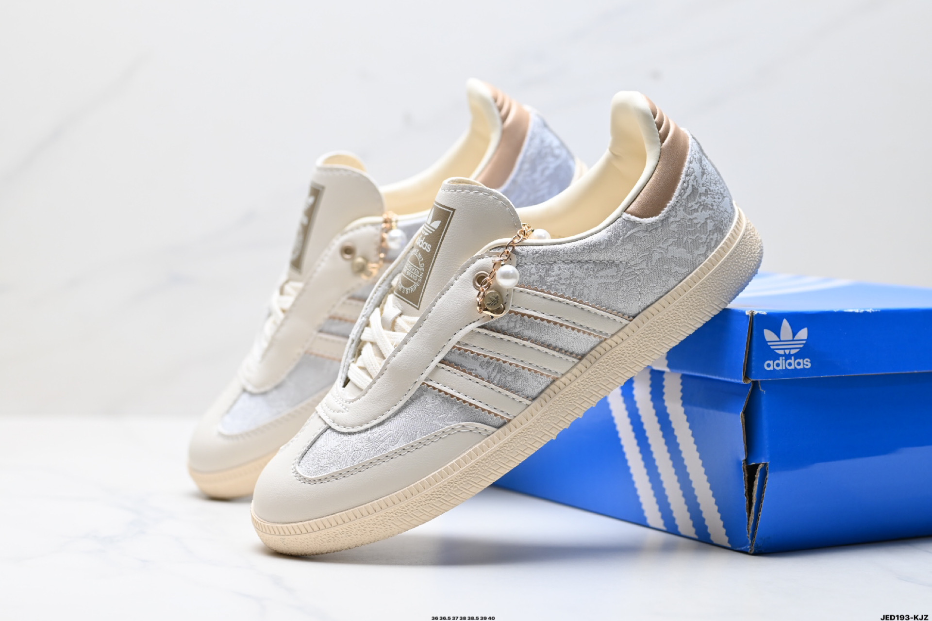 160 阿迪达斯三叶草Adidas Originals Samba OG 桑巴舞系列绅士德训足球风百搭低帮休闲运动板鞋  JQ2616