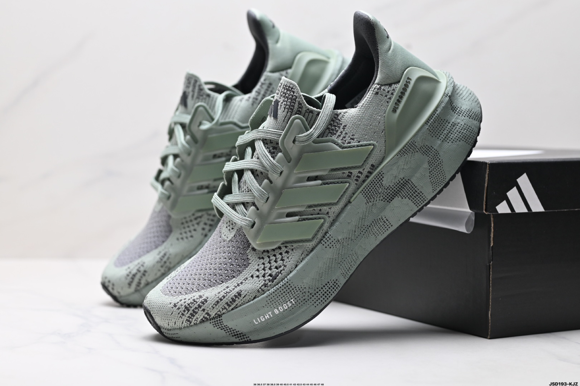 210 阿迪达斯Adidas Ultraboost 5X 耐磨缓震休闲运动跑鞋   JH9082