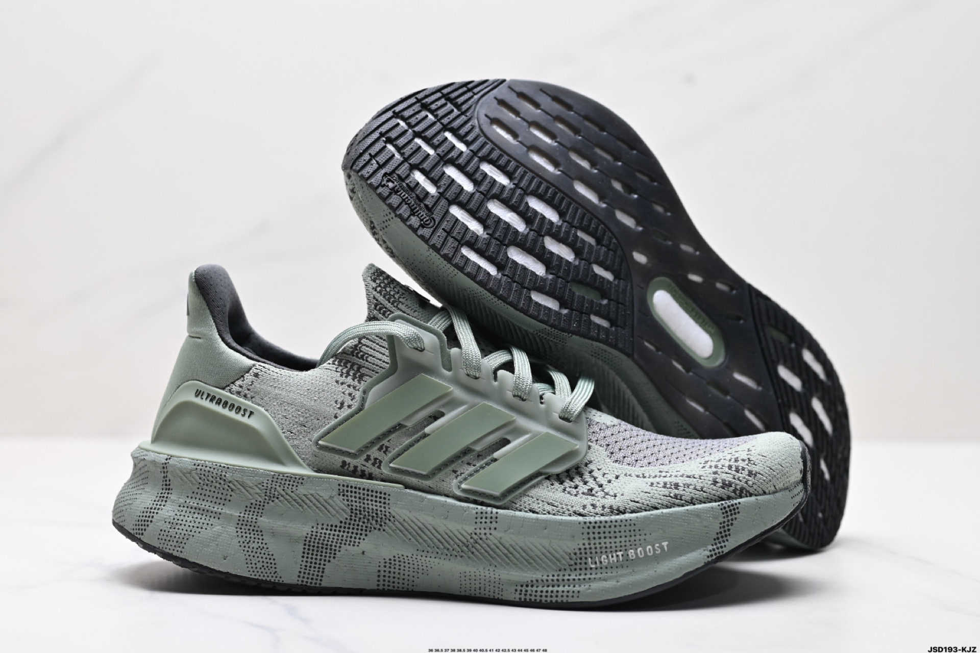 210 阿迪达斯Adidas Ultraboost 5X 耐磨缓震休闲运动跑鞋   JH9082