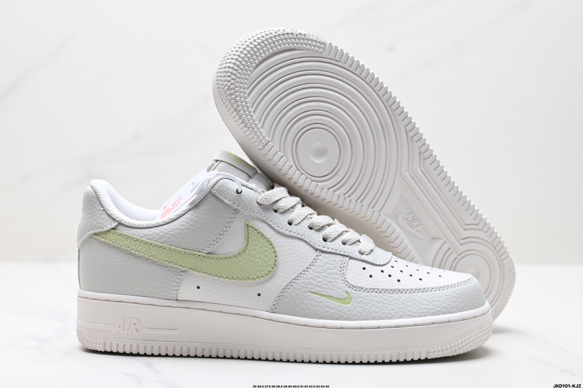 170 耐克Nike Air Force 1’07 low空军一号低帮百搭休闲运动板鞋  IB3881-001